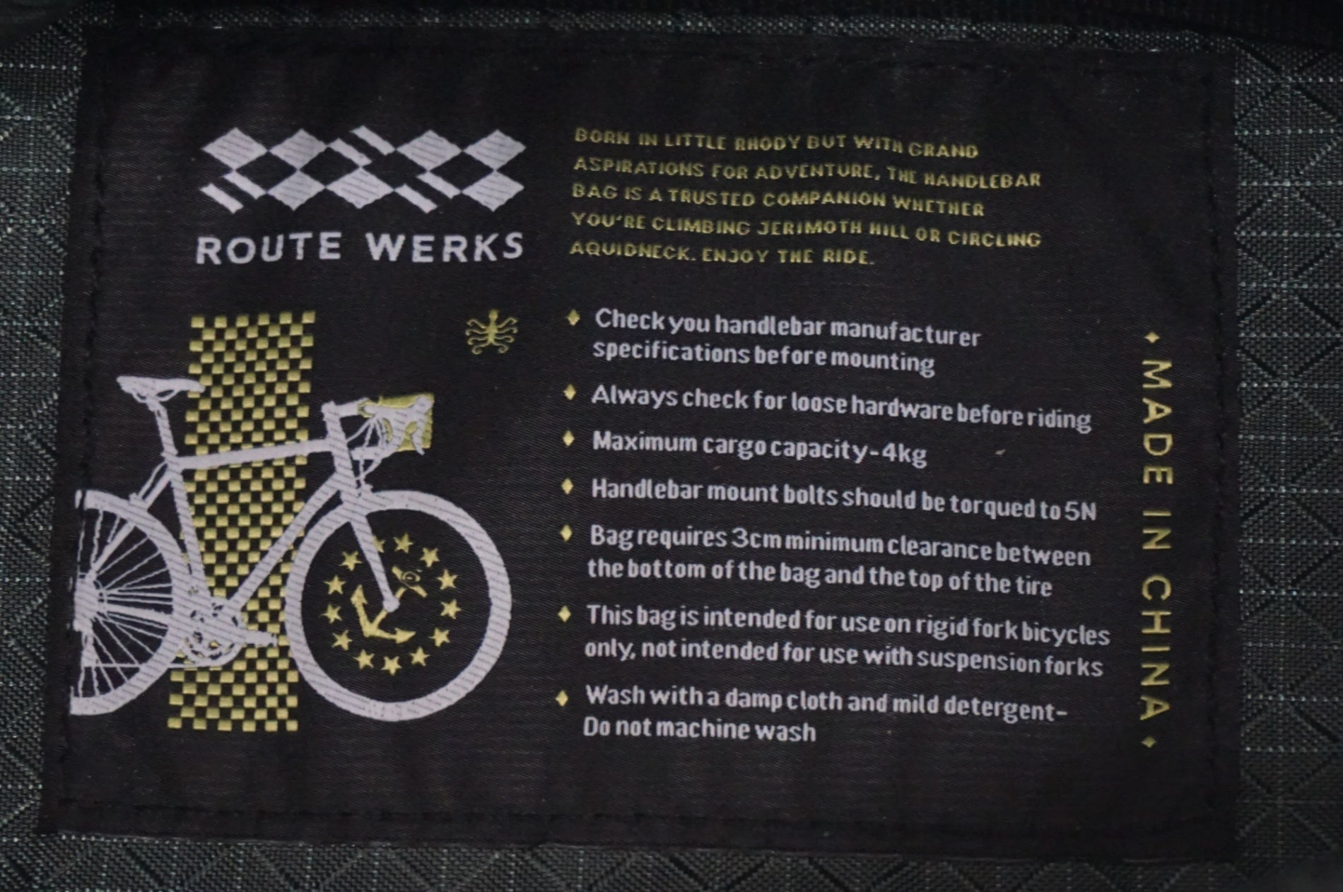 ROUTE WERKS 「ルートワークス」 THE HANDLEBAR BAG ハンドルバー