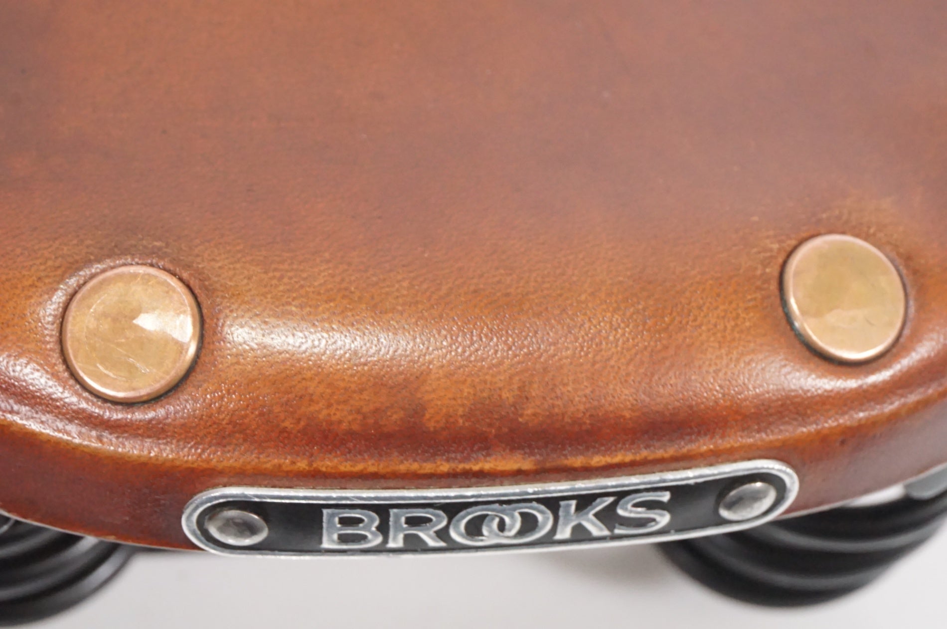 BROOKS 「ブルックス」 FLYER SPECIAL サドル / AKIBA店