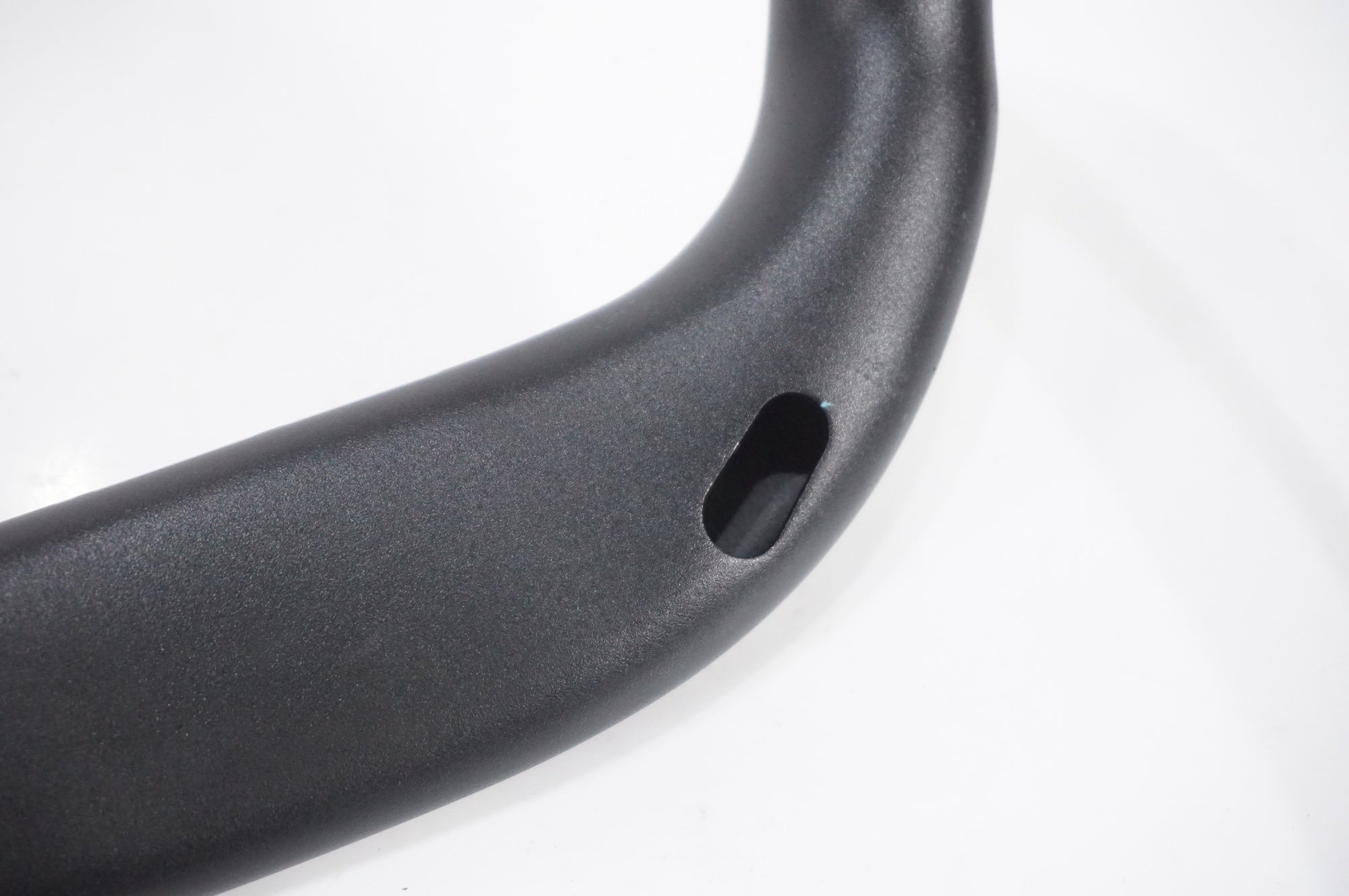SHIMANO 「シマノ」 PRO VIBE AERO PURSUIT φ31.8 360mm ハンドル