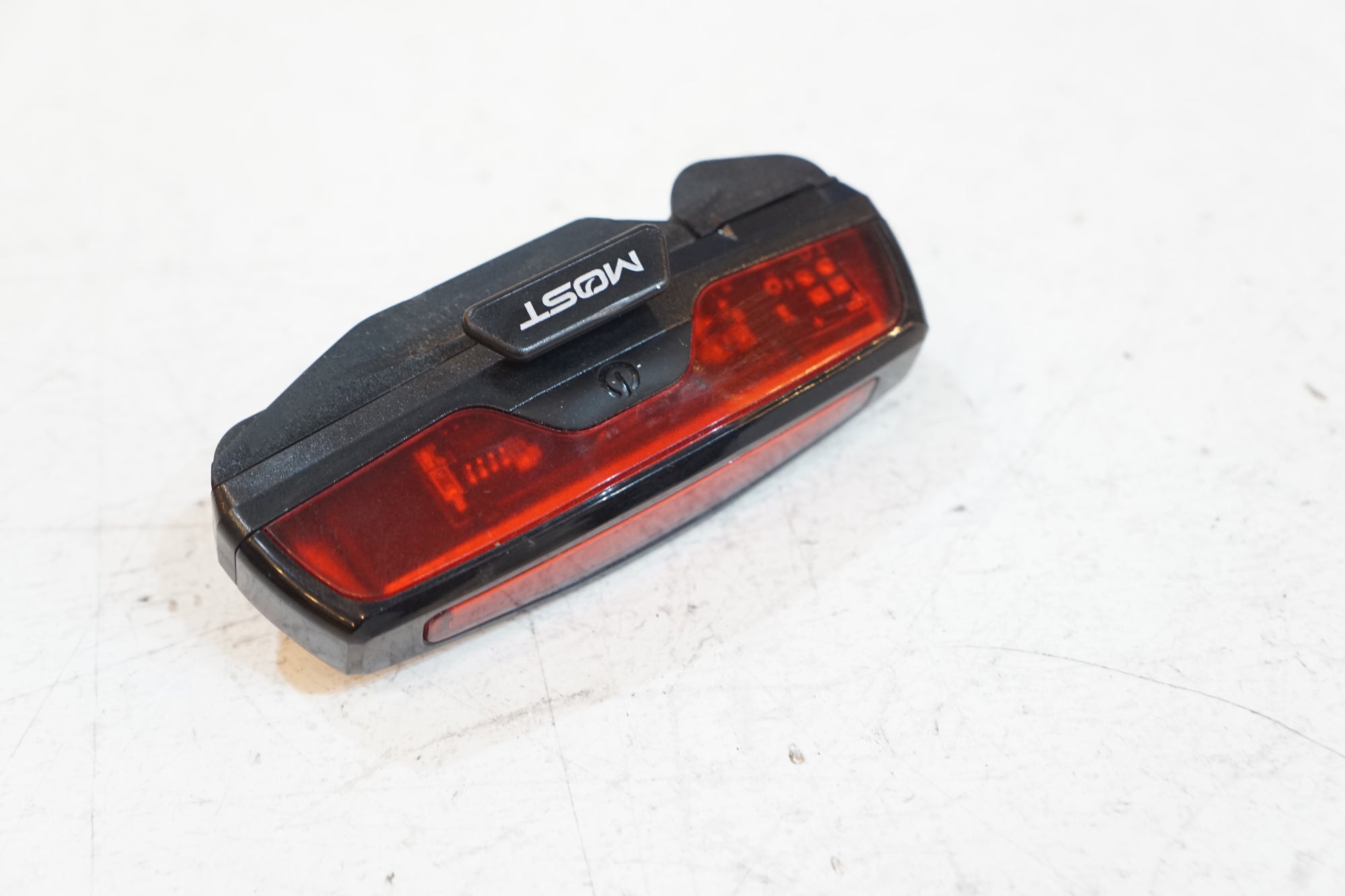 MOST 「モスト」 リアライト / バイチャリ浦和ベース