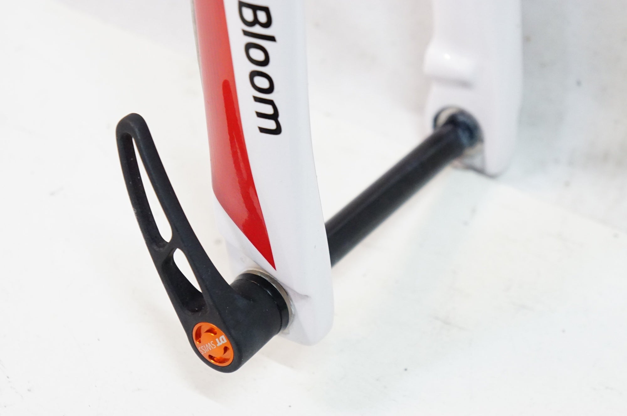 KHODAABLOOM 「コーダーブルーム」 STRAUSS DISC 2023 フレームセット / 熊谷本店