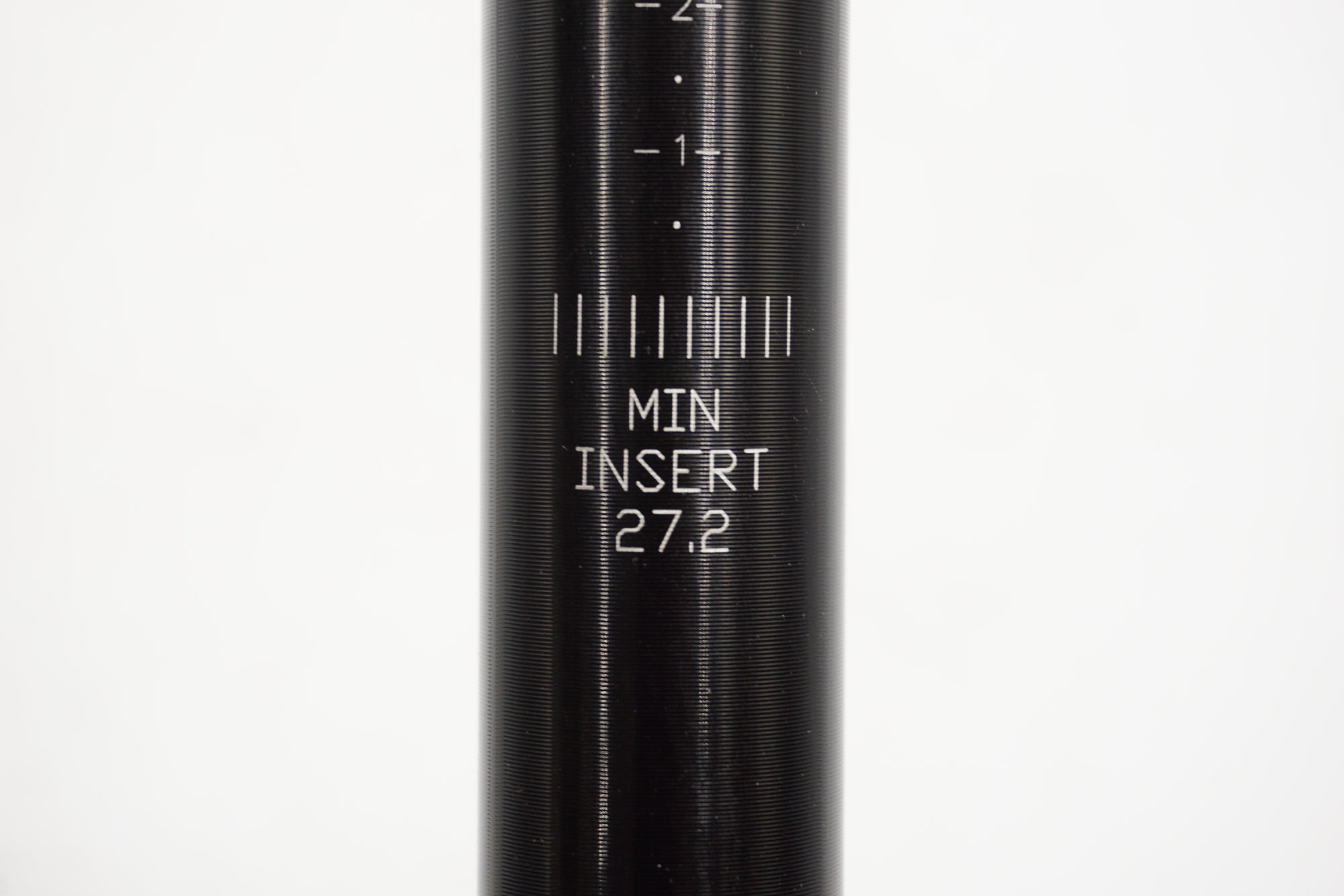 KCNC 「ケーシーエヌシー」 SCANDIUM TI PRO LITE-8000 Φ27.2 350mm シートポスト / 奈良店