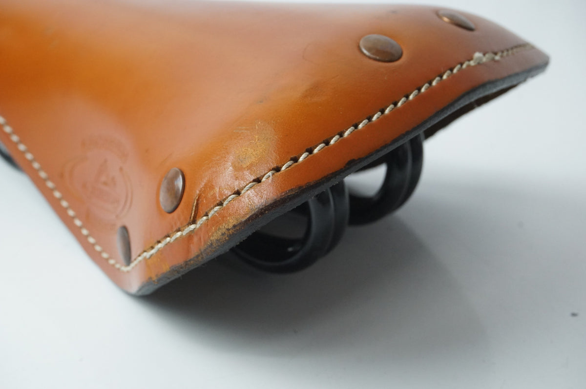 SELLE MONTE GRAPPA 「セラモンテグラッパ」 OLD SPORTING レザーサドル / 浜松店