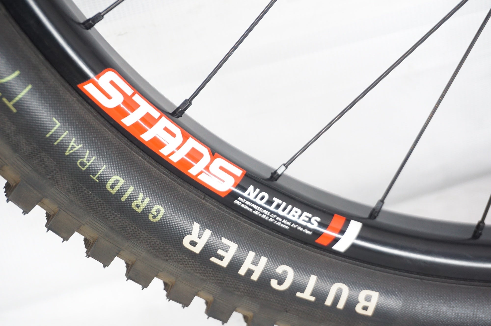 STANS SENTRY MK3 27.5 ホイールセット スタンズ STAN'S フロー FLOW Mk3 27.5インチ シマノ RS470ハブ