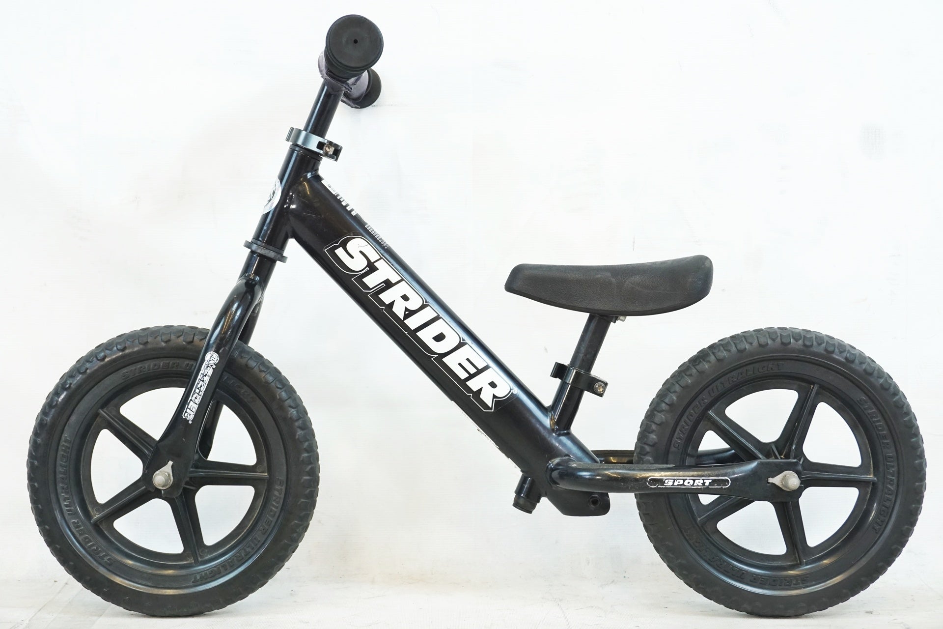 STRIDER 「ストライダー」 12 SPORT 年式不明 キッズバイク / 有明