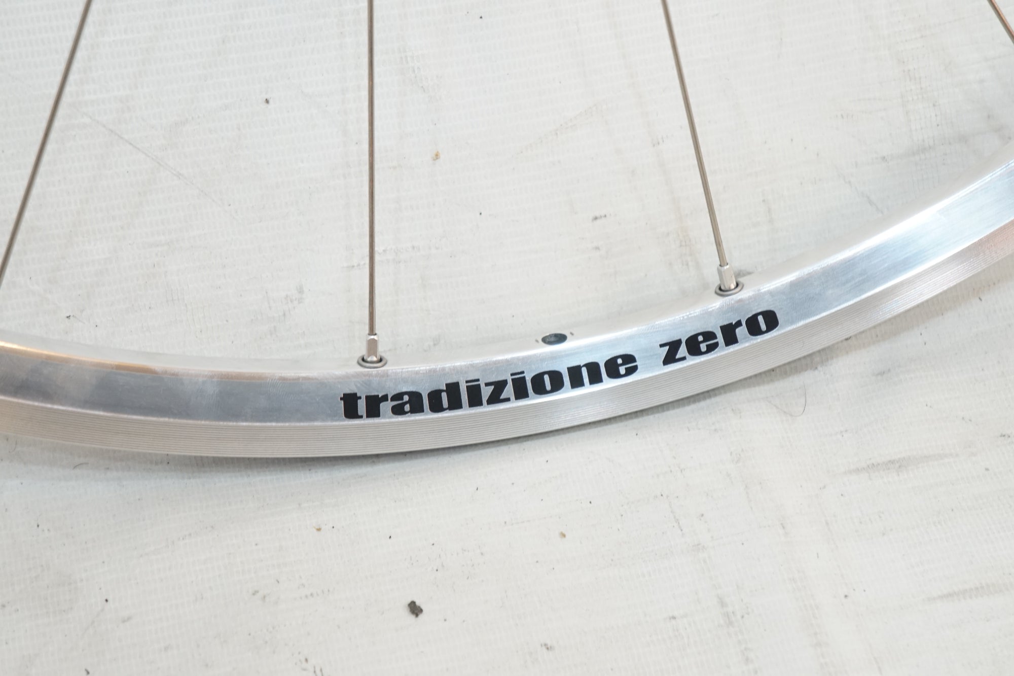 TRADIZIONE 「トラディツィオーネ」 ZERO シマノ11速 ホイールセット