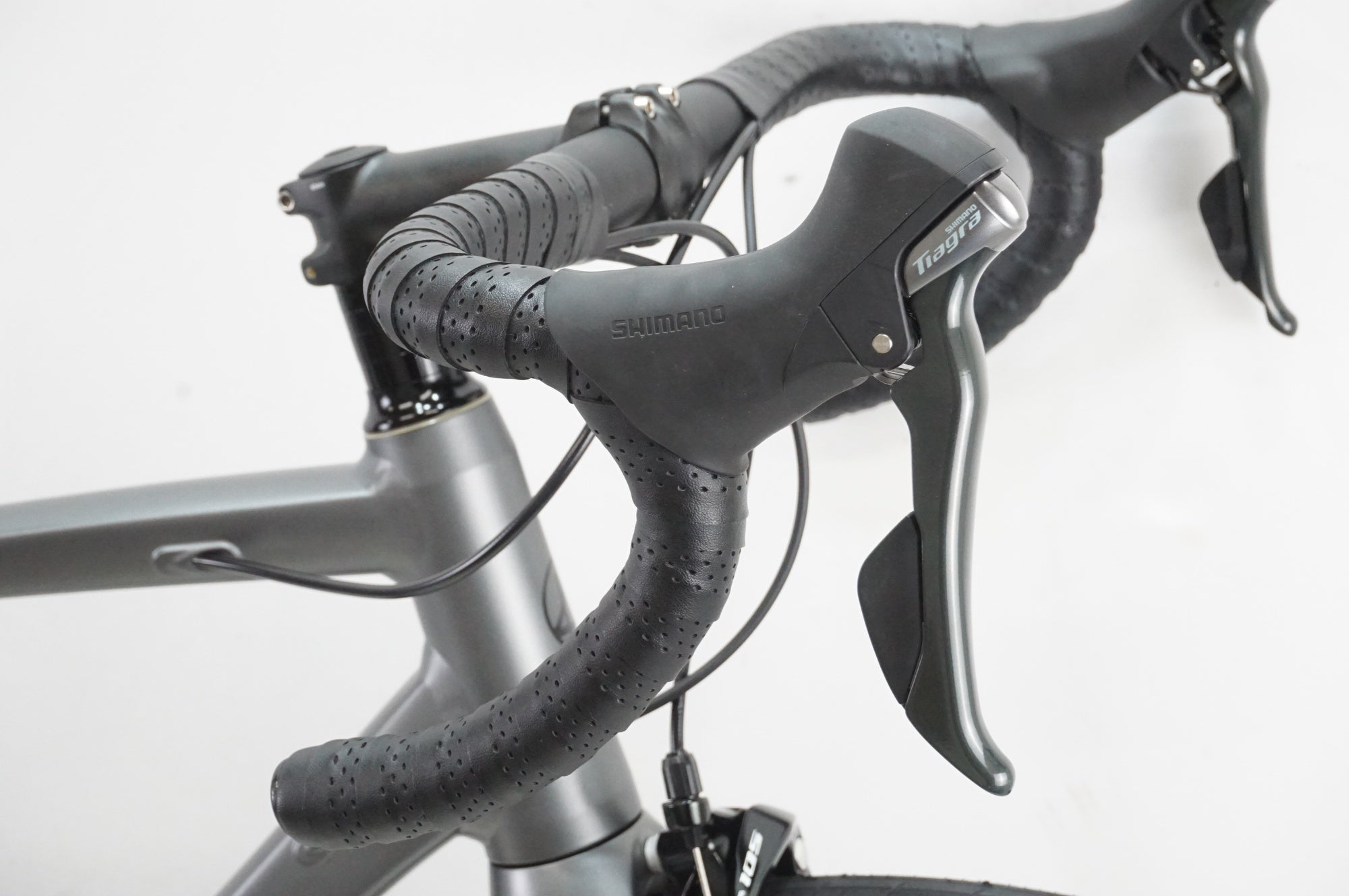 KHODAABLOOM 「コーダーブルーム」 FARNA TIAGRA 2024年モデル ロードバイク / 大宮店