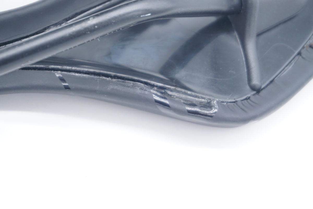 ASTUTE 「アスチュート」 STAR サドル / 滋賀大津店