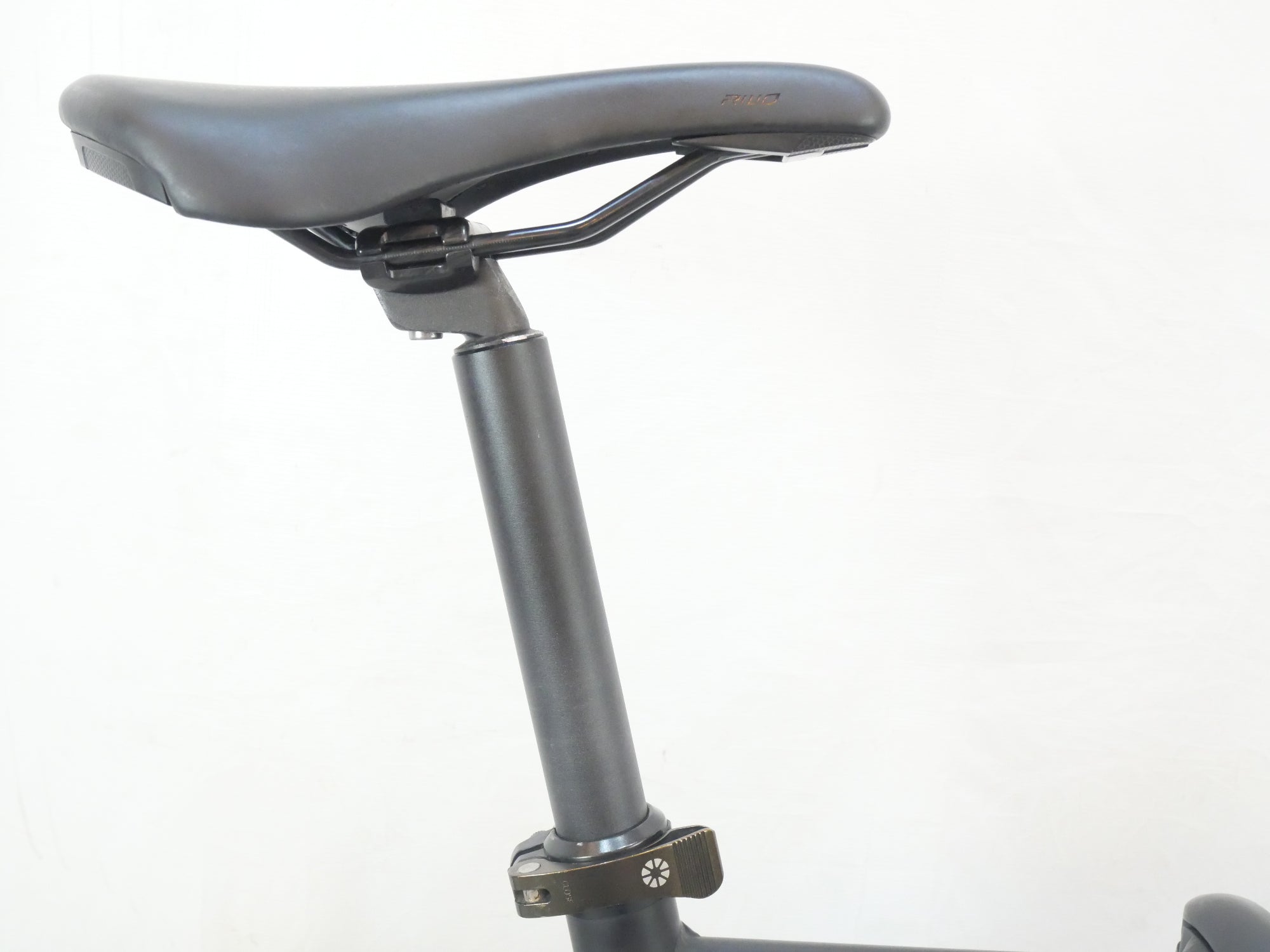DAHON 「ダホン」 HORIZE 2018年モデル 20インチ 折り畳み自転車 / バイチャリ浦和ベース