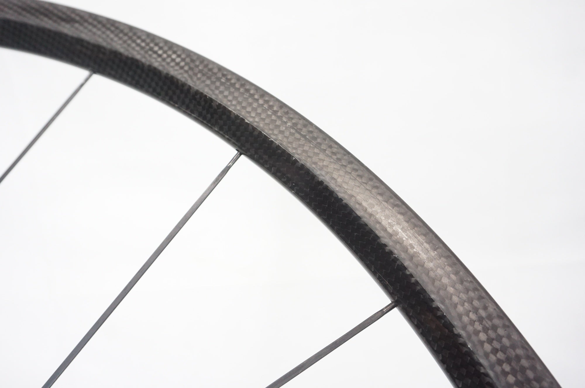 KRU 「クル」 CARBON シマノ11速 ホイールセット / 阪急塚口店