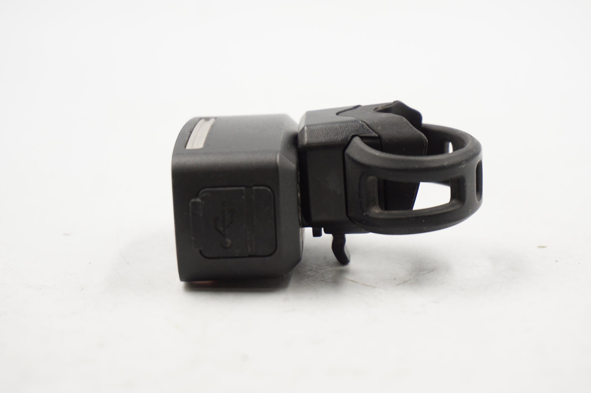 GIANT 「ジャイアント」 RECON TL200 リアライト / 奈良店