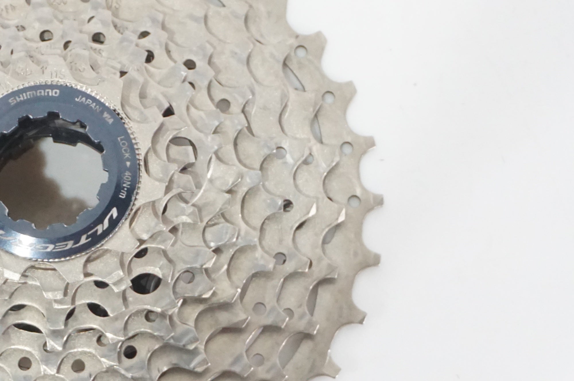 SHIMANO 「シマノ」 ULTEGRA CS-R8000 11-32T スプロケット