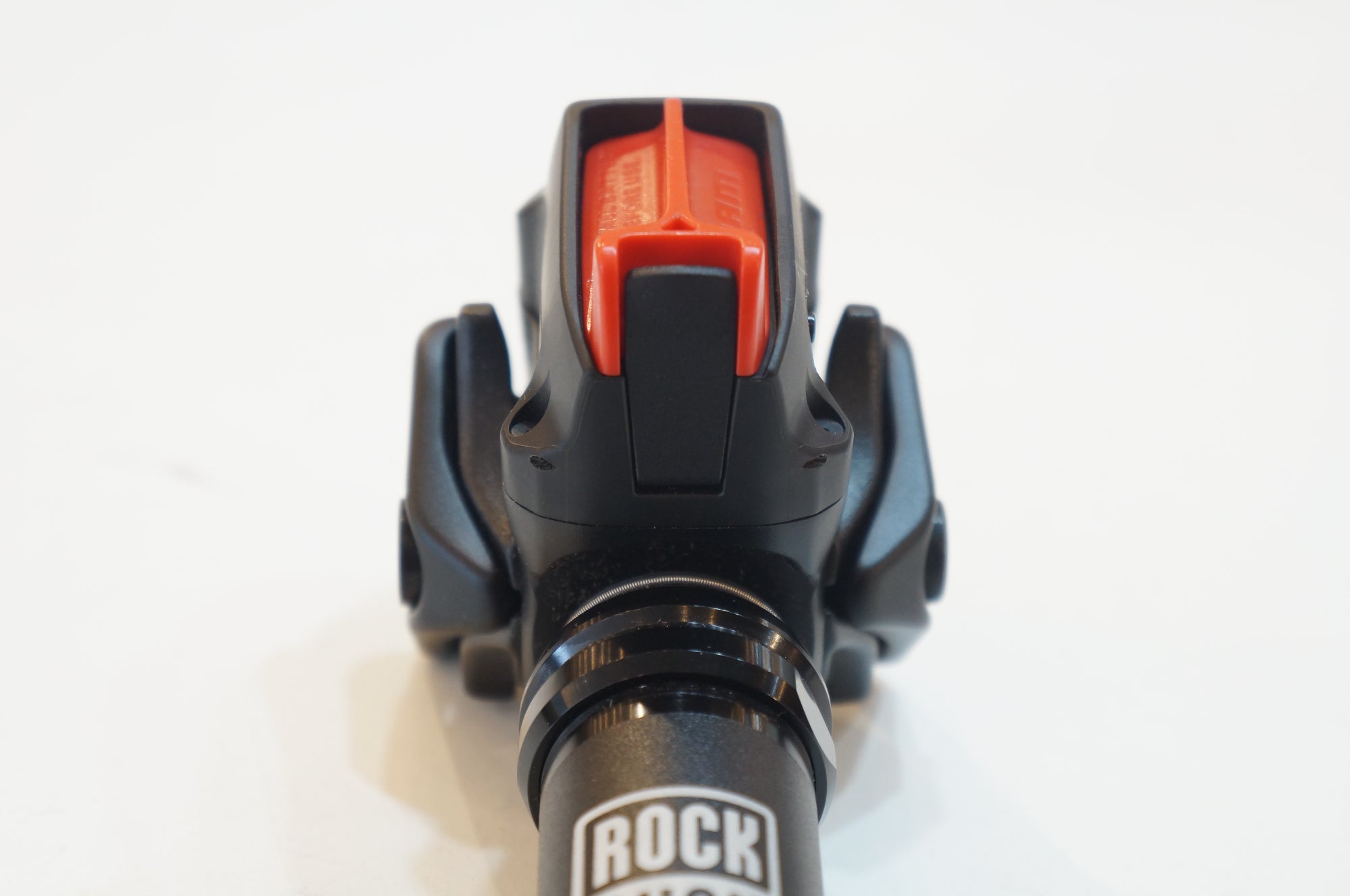 ROCKSHOX 「ロックショックス」 REVERB AXS XPLR φ27.2 400mm ドロッパーポスト / バイチャリ浦和ベース