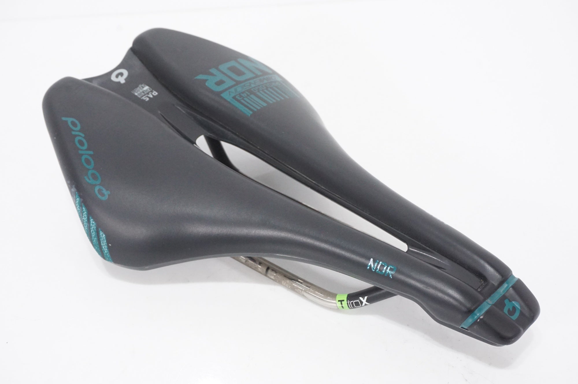 PROLOGO 「プロロゴ」 DIMENTION NDR サドル / AKIBA店