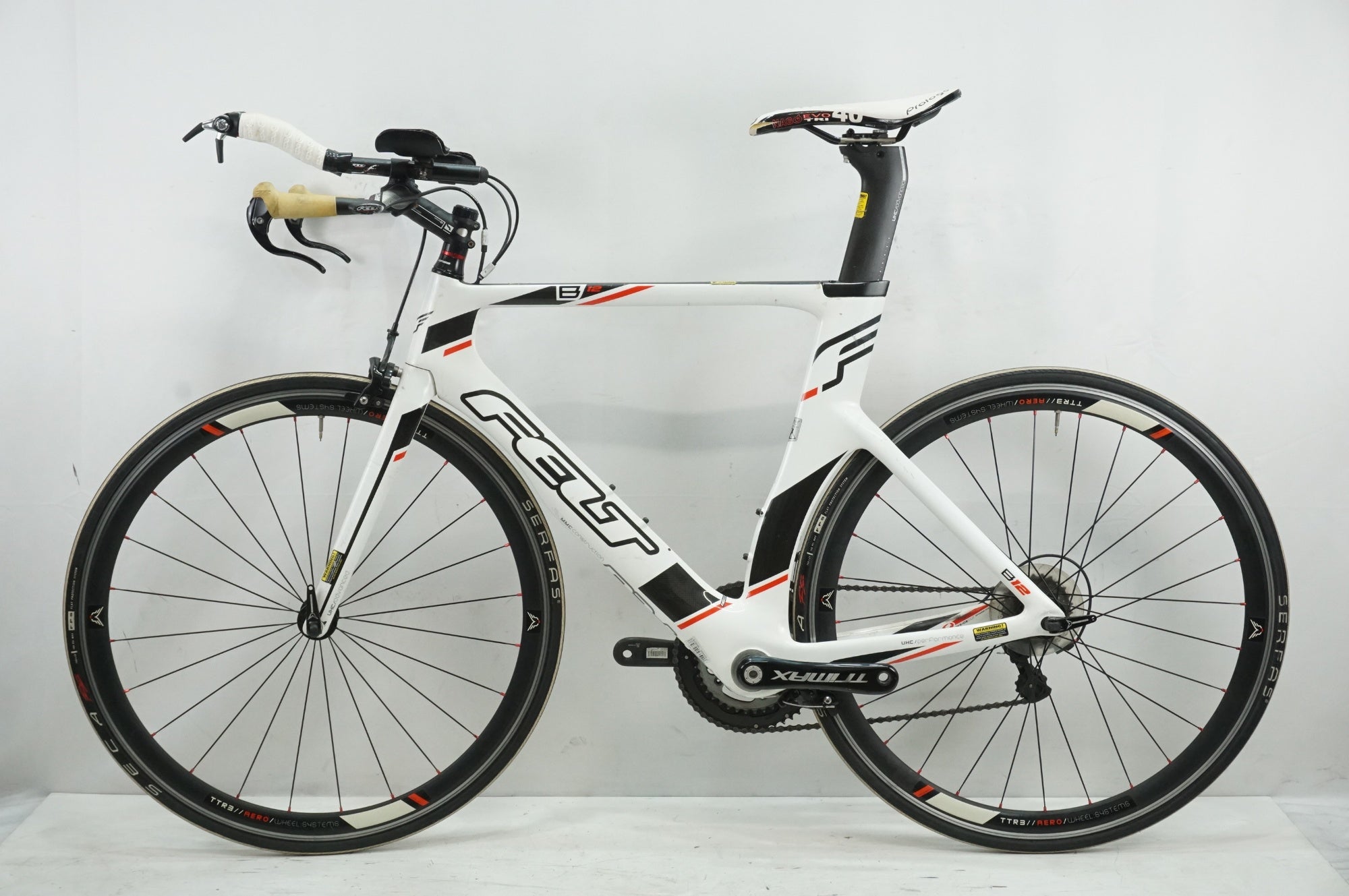 ジャンク FELT 「フェルト」 B12 2013年モデル トライアスロンバイク 