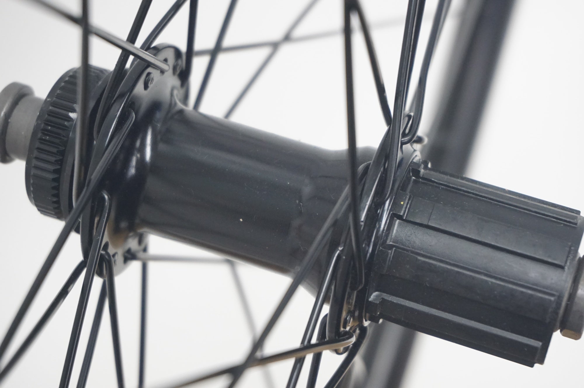 BONTRAGER 「ボントレガー」 PARADIGM DISC シマノ10速 ホイールセット / 福岡店