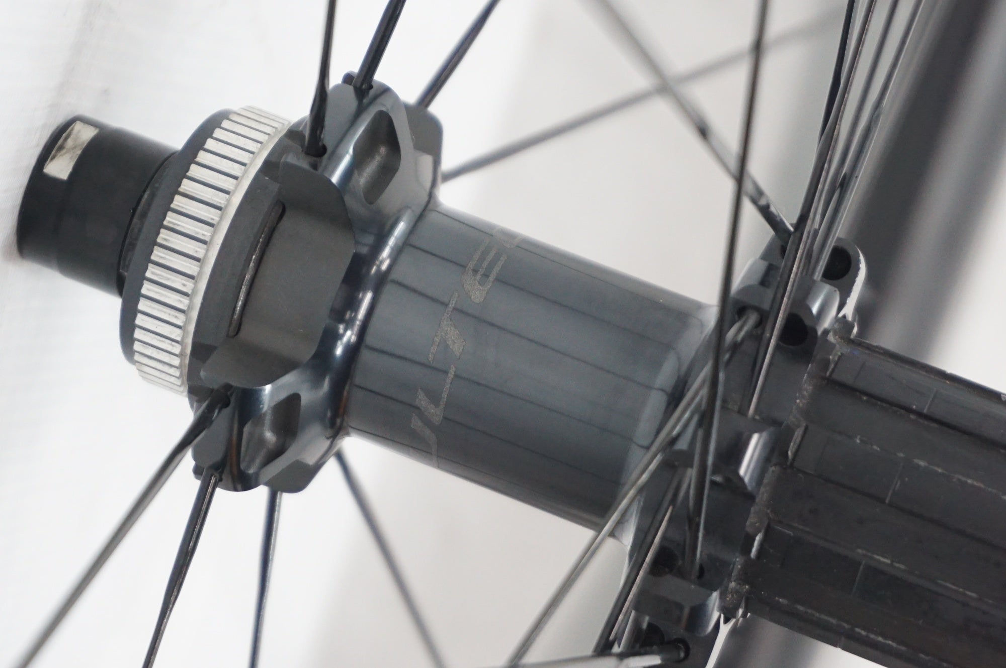 SHIMANO 「シマノ」 ULTEGRA WH-R8170-C36-TL シマノ11-12速 ホイールセット / 阪急塚口店