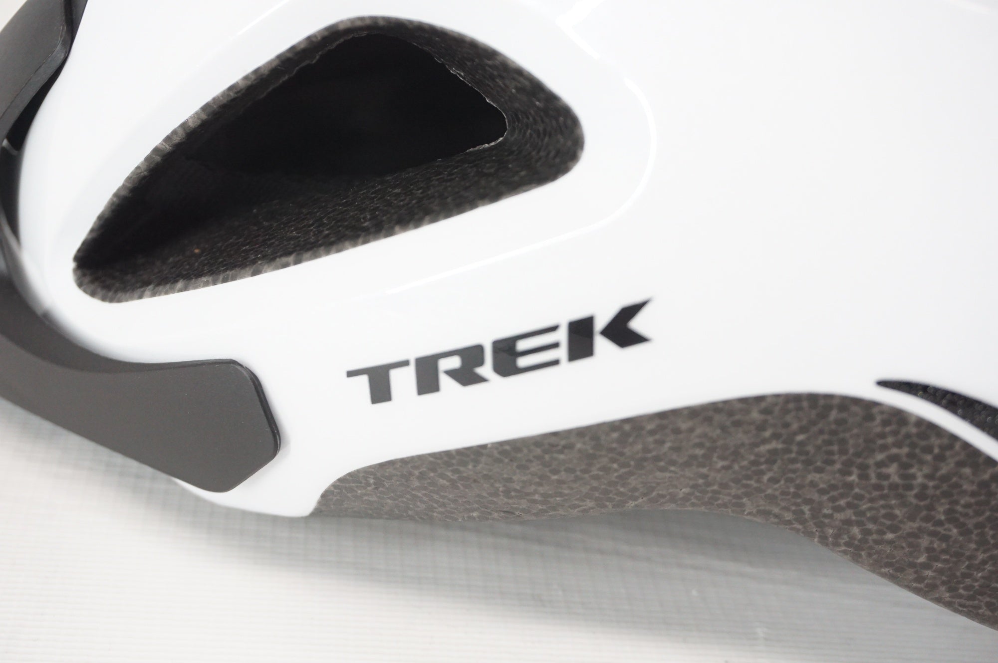 TREK 「トレック」 SOLSTICE M/Lサイズ ヘルメット / 阪急塚口店