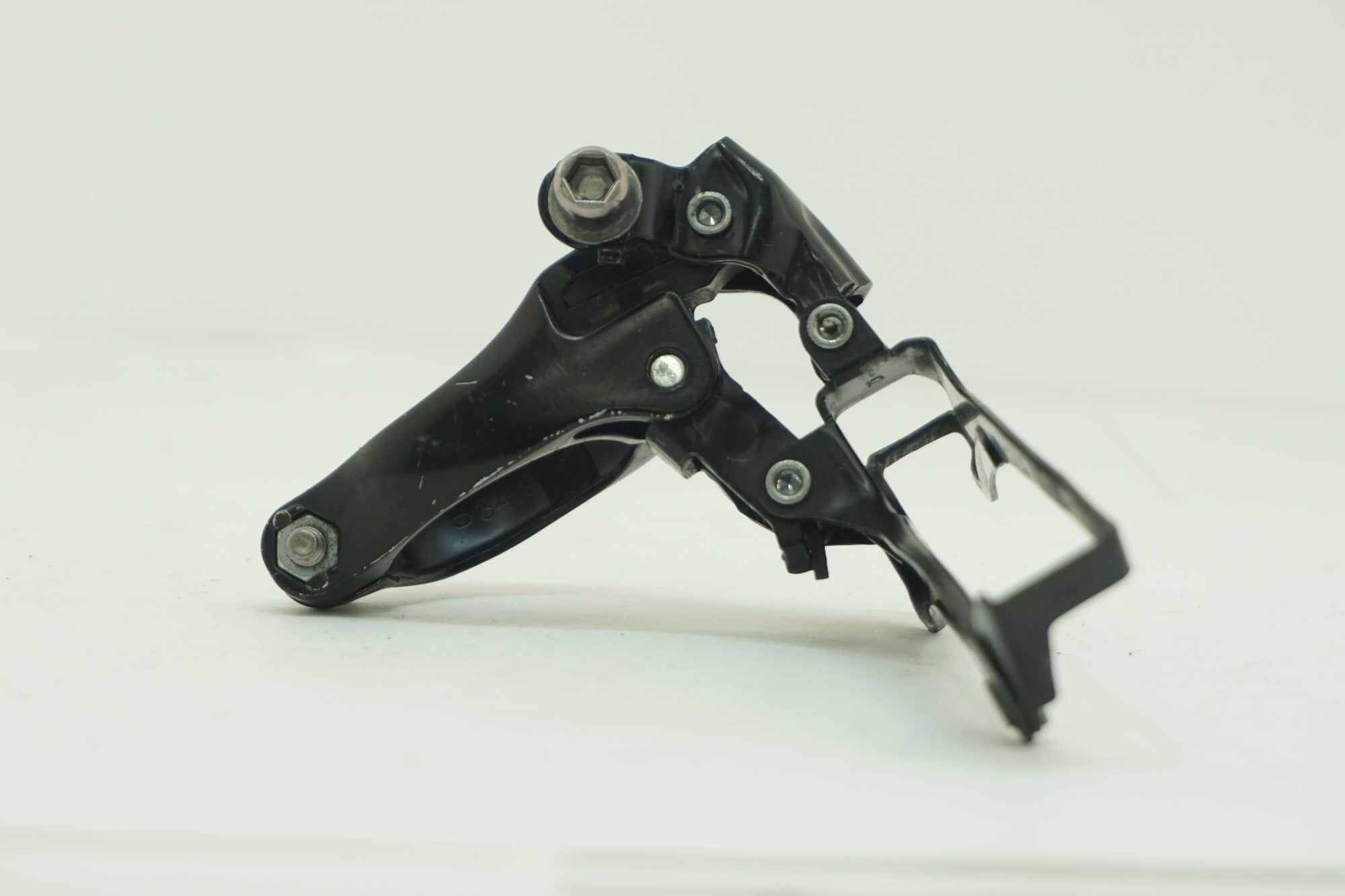 SHIMANO「シマノ」 TOURNEY FD-A070-A フロントディレイラー SHIMANO「シマノ」 TOURNEY FD-A070-A フロントディレイラー