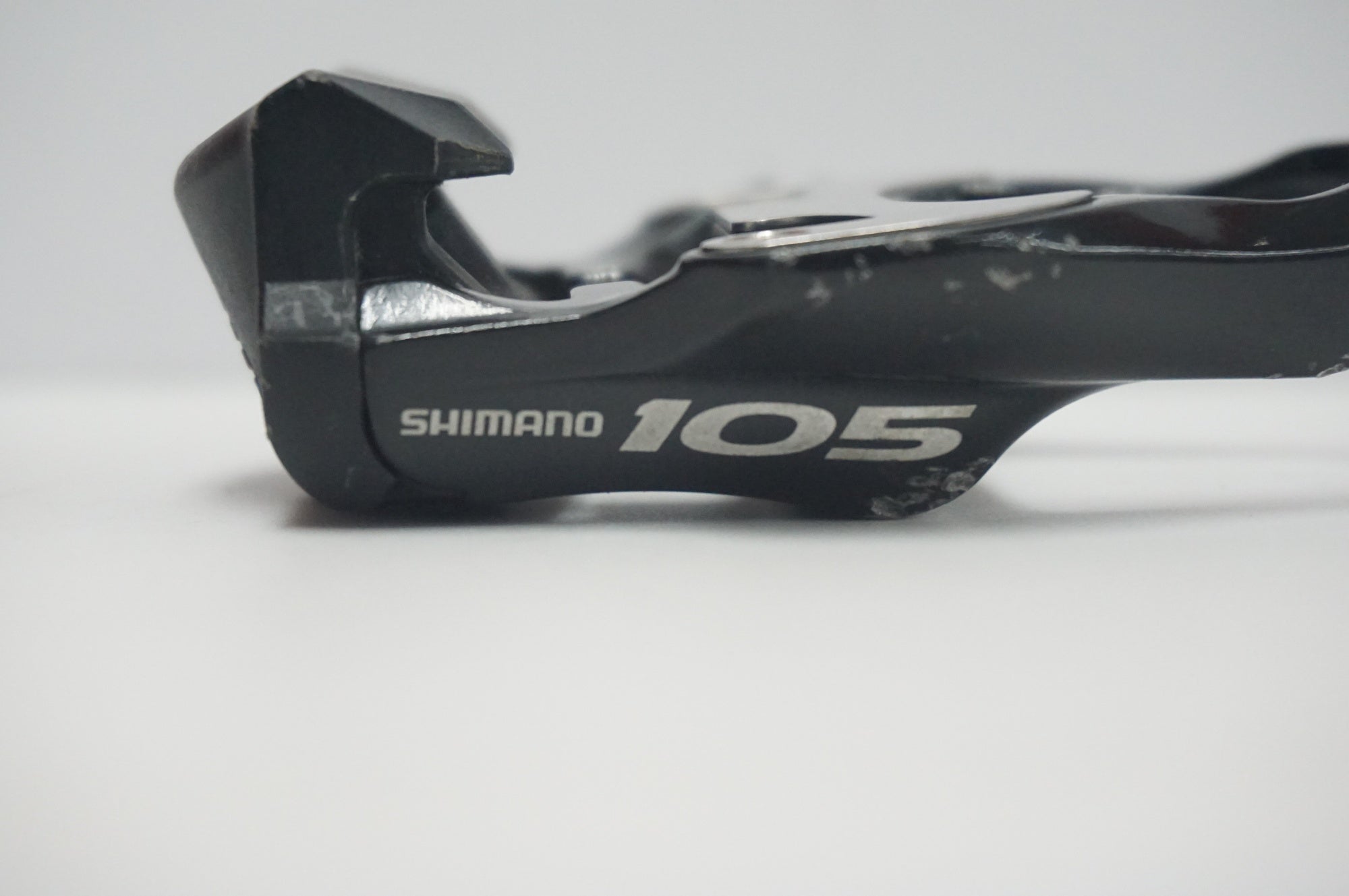 【極美品】シマノ SHIMANO 105 PD-5610 SPD-SL ペダル 極美品】シマノ SHIMANO 105 PD-5610 SPD-SL ペダル 【公式通販】