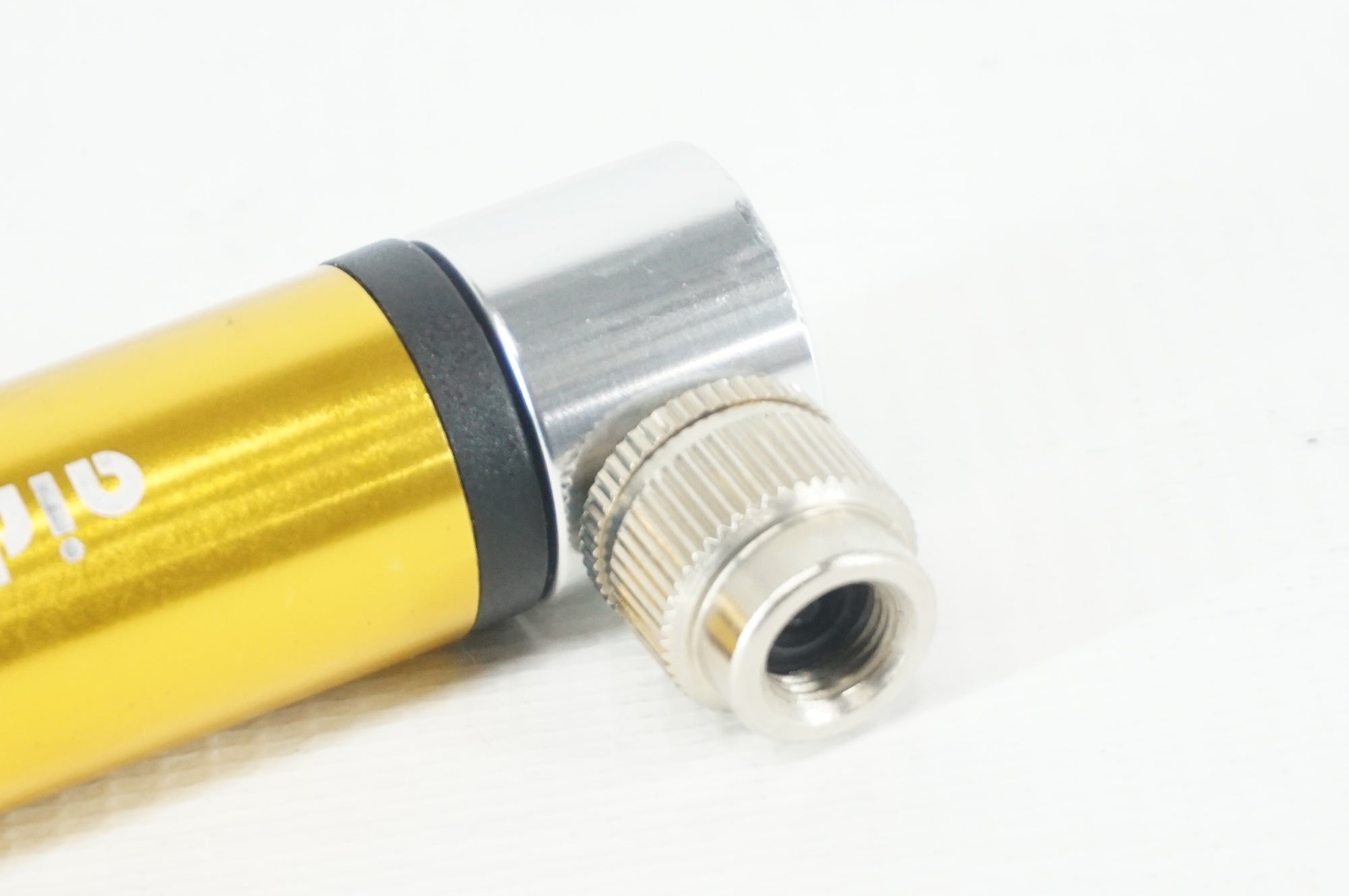 AIRBONE 「エアーボーン」 ミニ携帯ポンプ / 阪急塚口店