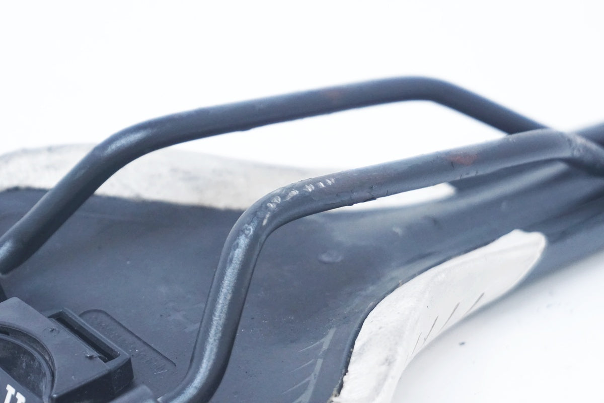 FIZIK 「フィジーク」 ANTARES R5 サドル / 大阪美原北インター店