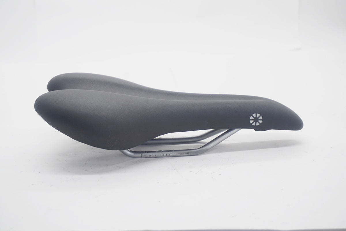 DAHON「ダホン」 純正サドル / 京都八幡店