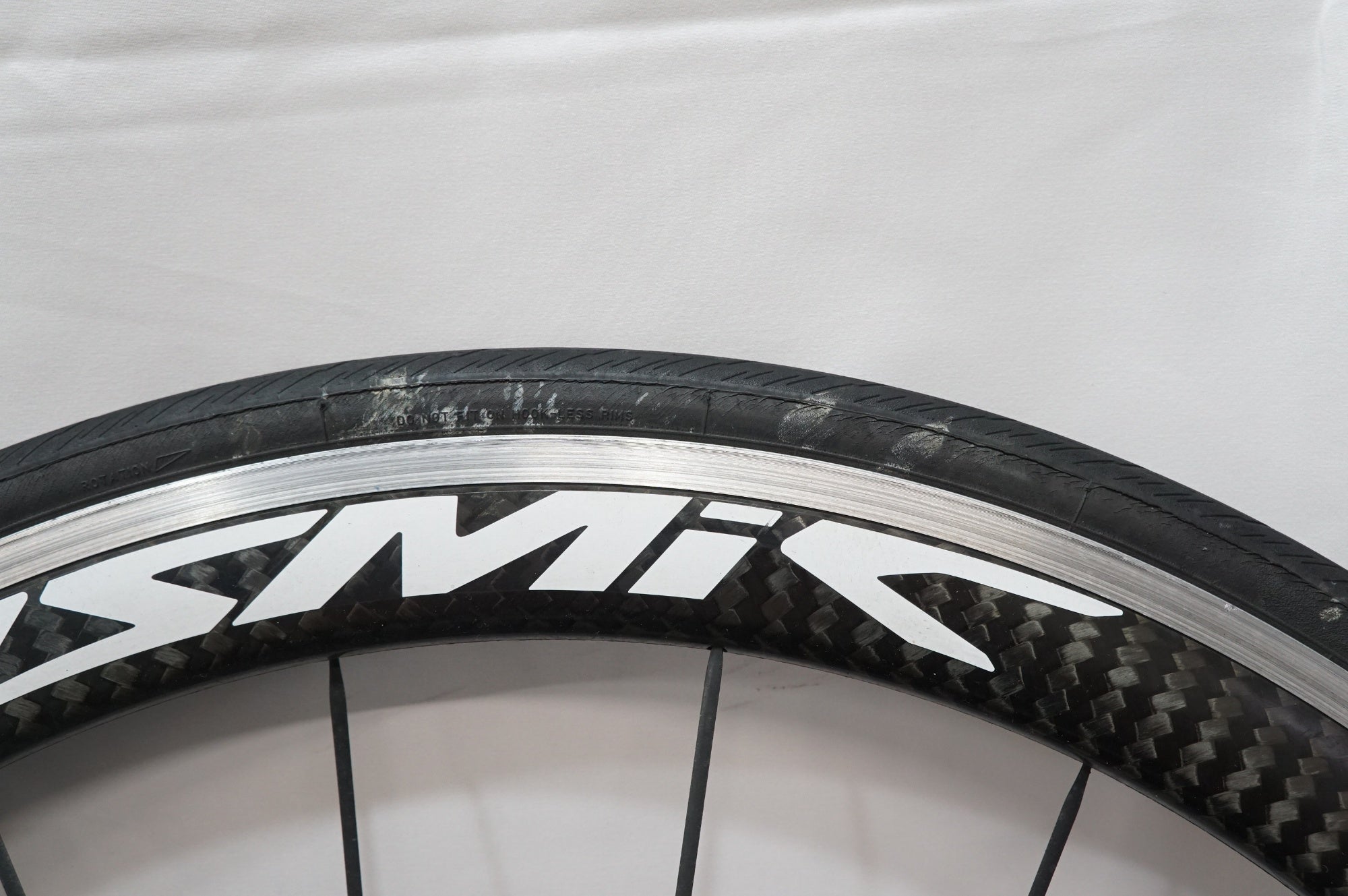 MAVIC 「マビック」 COSMIC PRO CARBON シマノ11速 ホイールセット