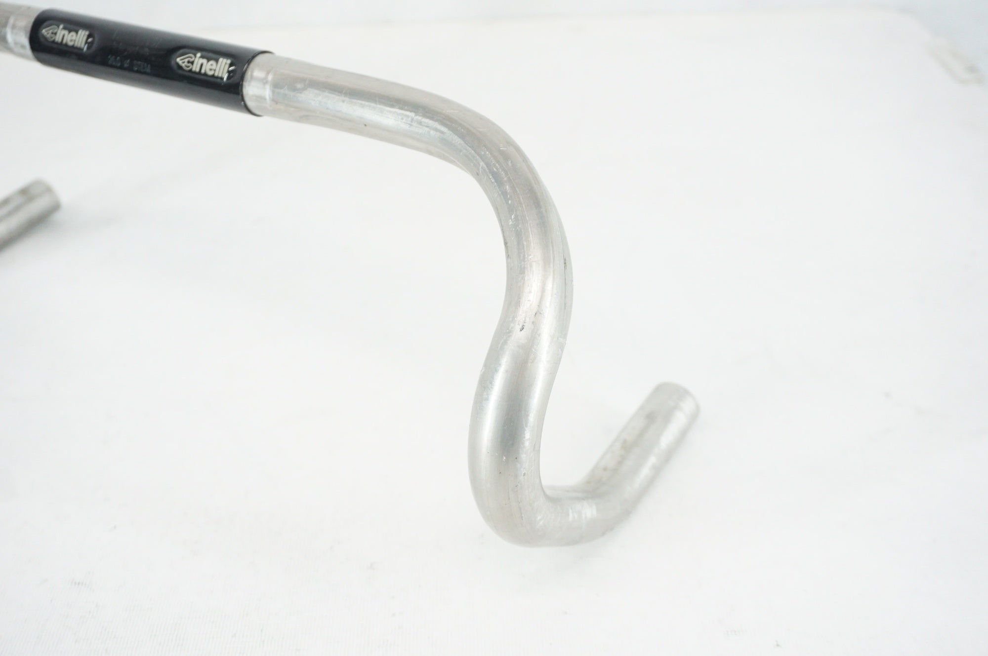 CINELLI 「チネリ」 440mm Φ26.0 ハンドル / 阪急塚口店