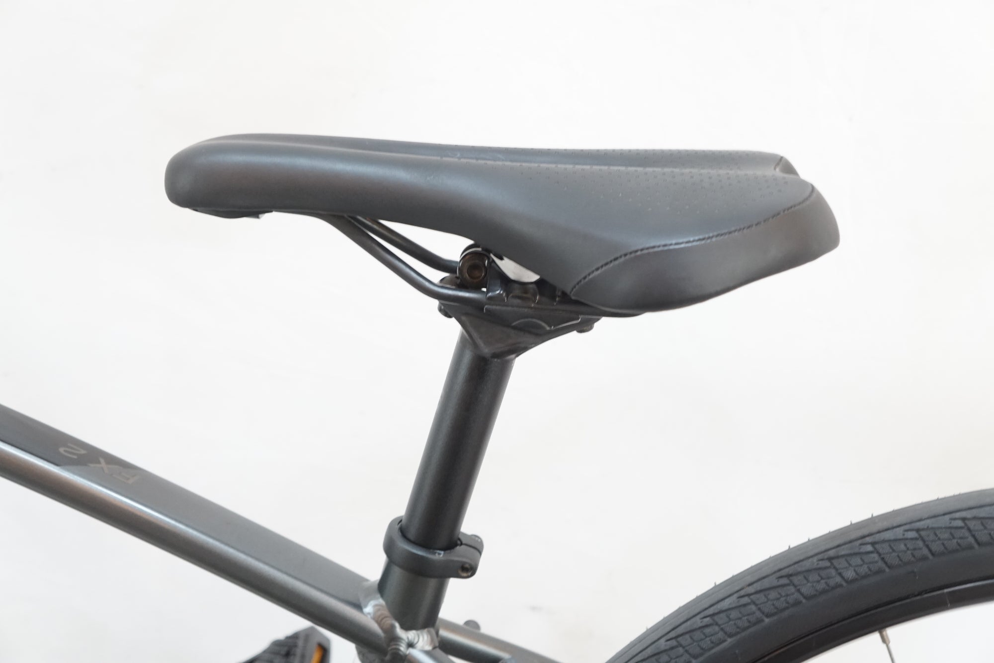 TREK 「トレック」 FX2 DISC 2022年モデル クロスバイク / バイチャリ浦和ベース