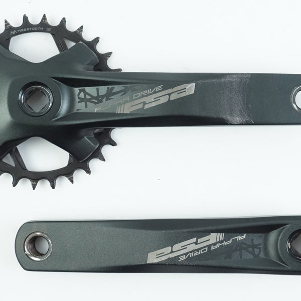 Saint DHクランクセット Saint DHクランクセット