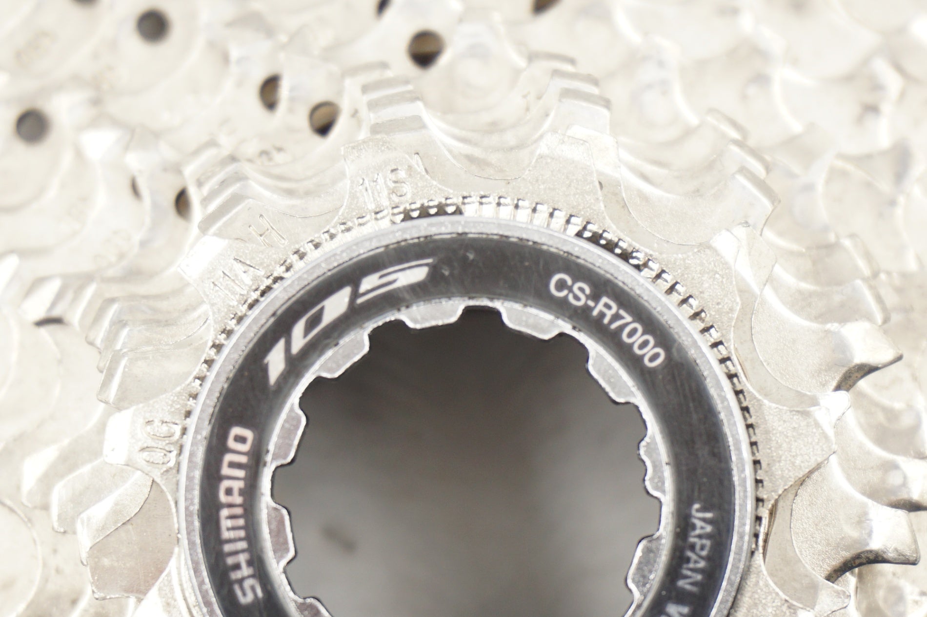 SHIMANO 「シマノ」 105 CS-R7000 11-30T スプロケット / 奈良店