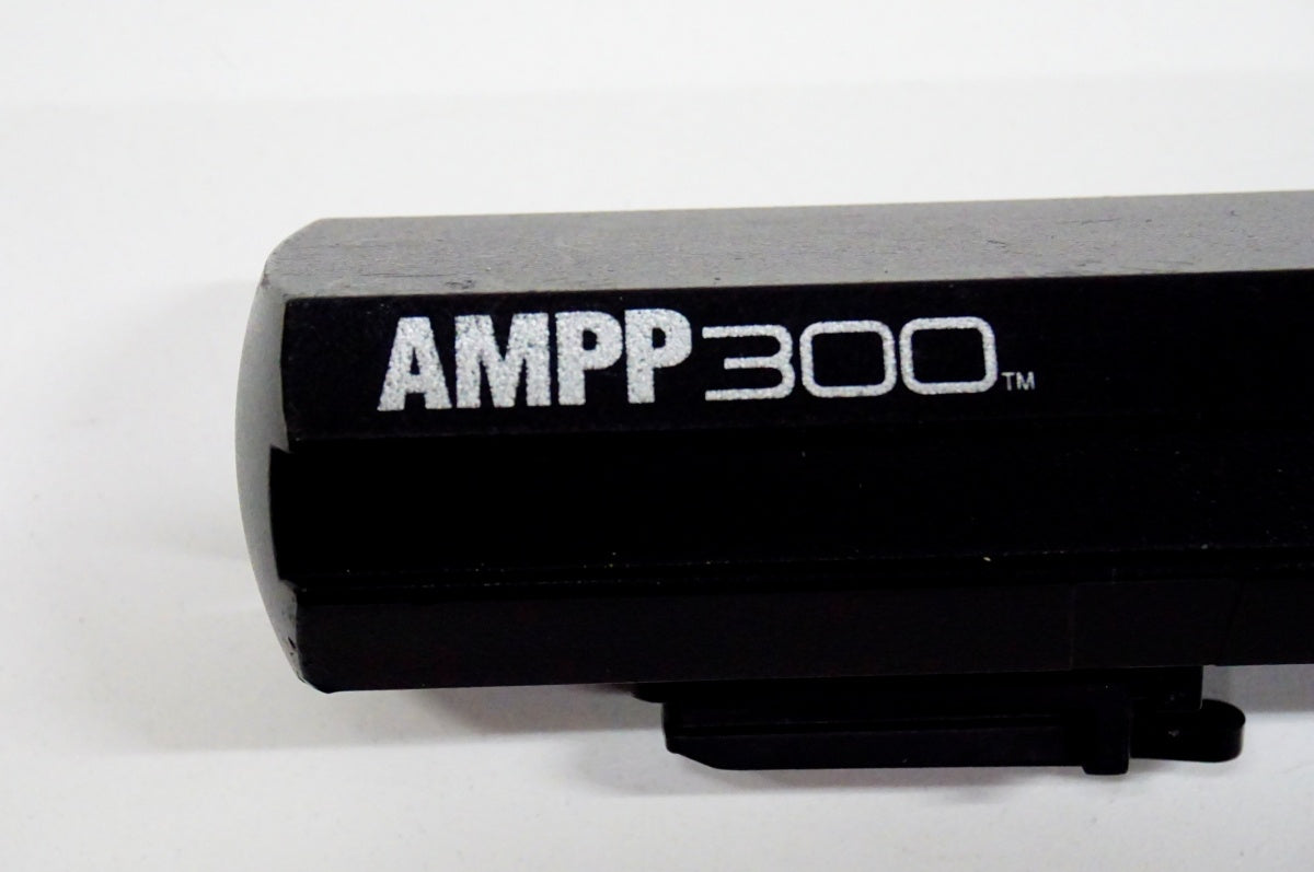 CATEYE 「キャットアイ」 AMPP300 フロントライト / 名古屋大須店