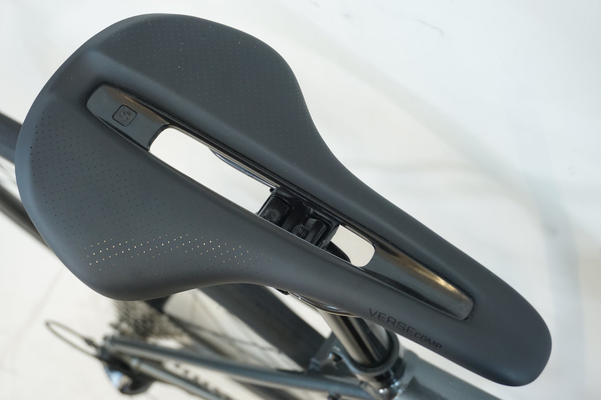 TREK 「トレック」 DOMANE AL3 DISC 2021年モデル ロードバイク