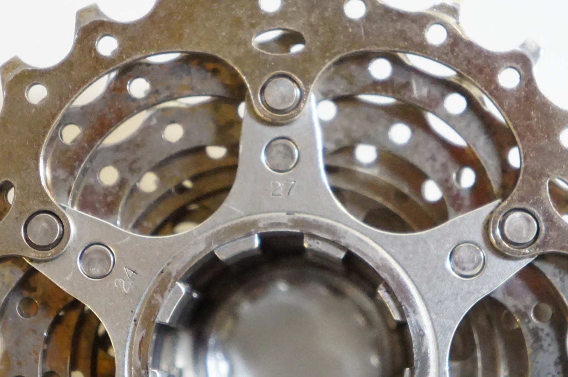 SHIMANO 「シマノ」 105 CS-5700 12-27T スプロケット / 熊谷本店