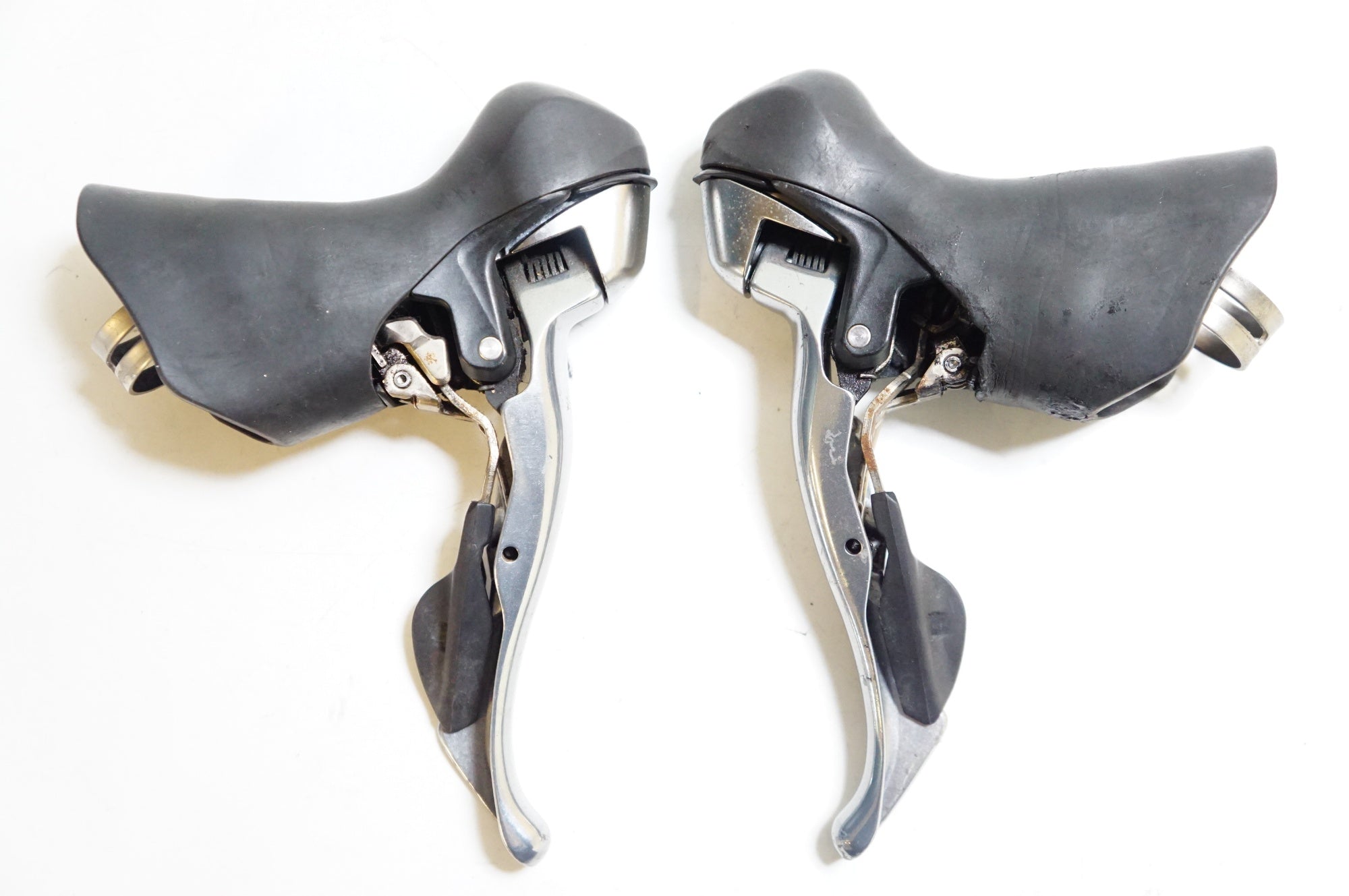 SHIMANO 「シマノ」 105 ST-5700 デュアルコントロールレバー / 熊谷本店