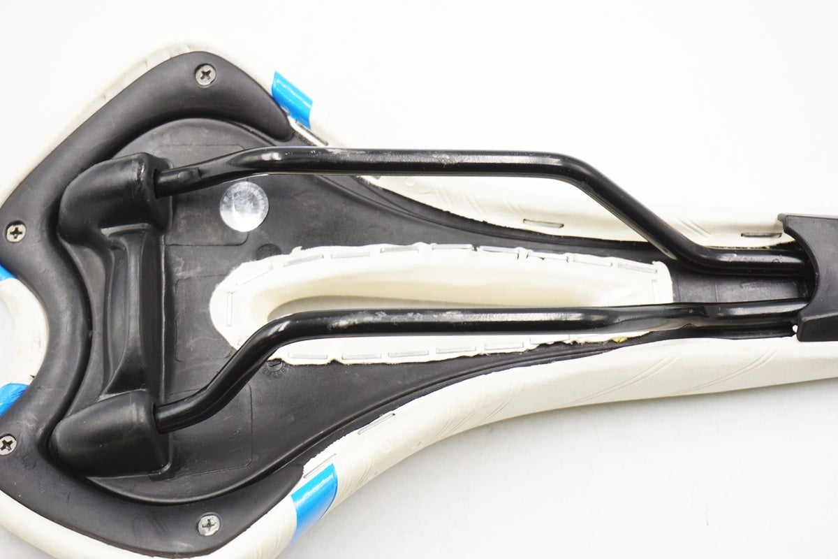 GORIX 「ゴリックス」 サドル / 奈良店