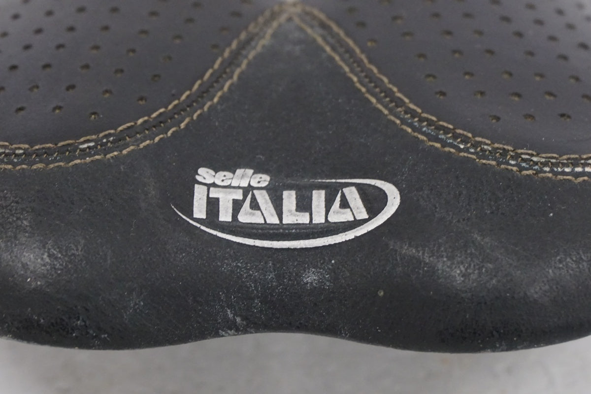 SELLE ITALIA 「セラ イタリア」 SLR GEL FLOW サドル / 浜松店