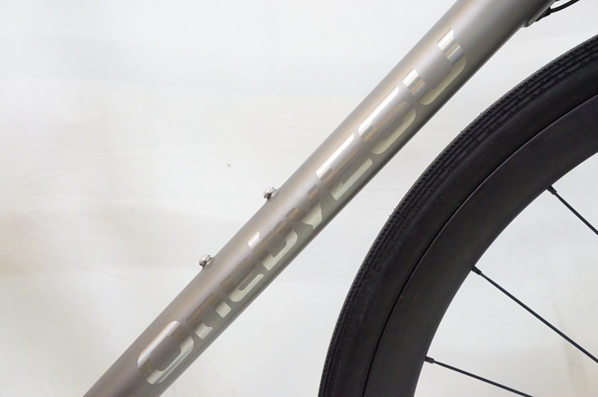 ONE BY ESU 「ワンバイエス」 JFF TI (V1) 2022年頃 ロードバイク / 熊谷本店