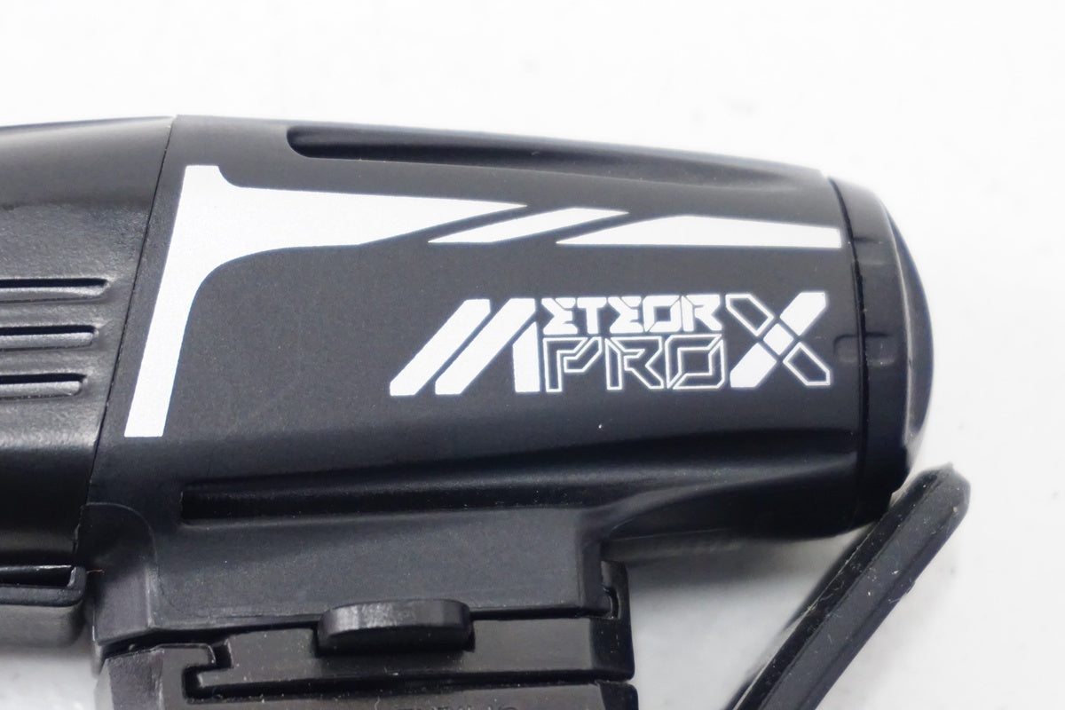 MOON「ムーン」 METEOR-X AUTO PRO フロントライト / 浜松店