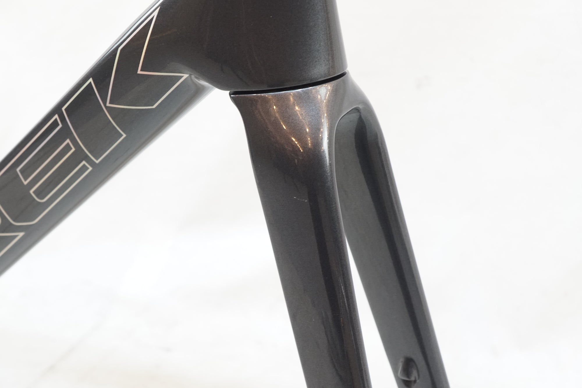 TREK 「トレック」 EMONDA SL6 DISC 2023年モデル フレームセット