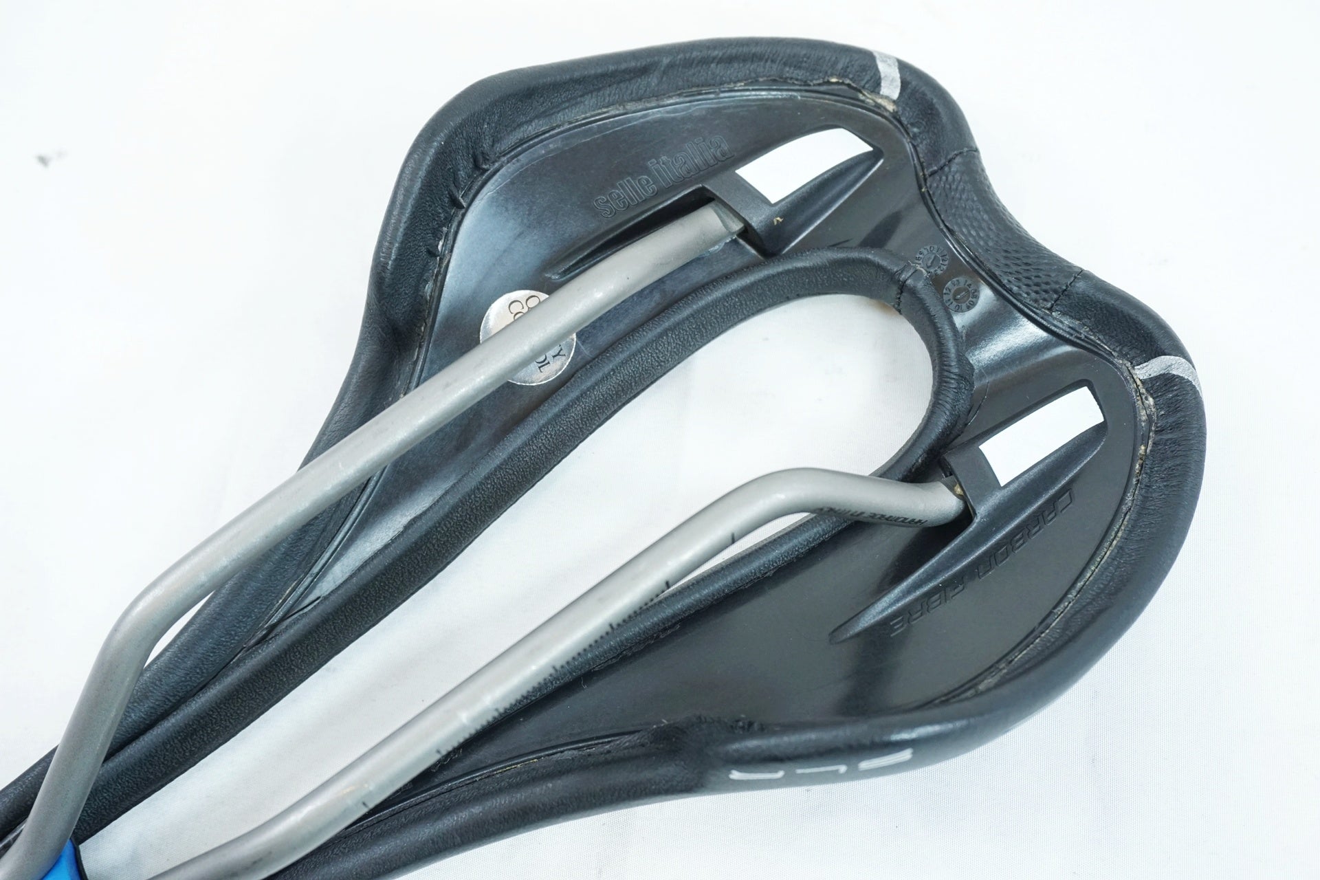 SELLE ITALIA 「セライタリア」 SLR SUPER FLOW TITANIUM サドル