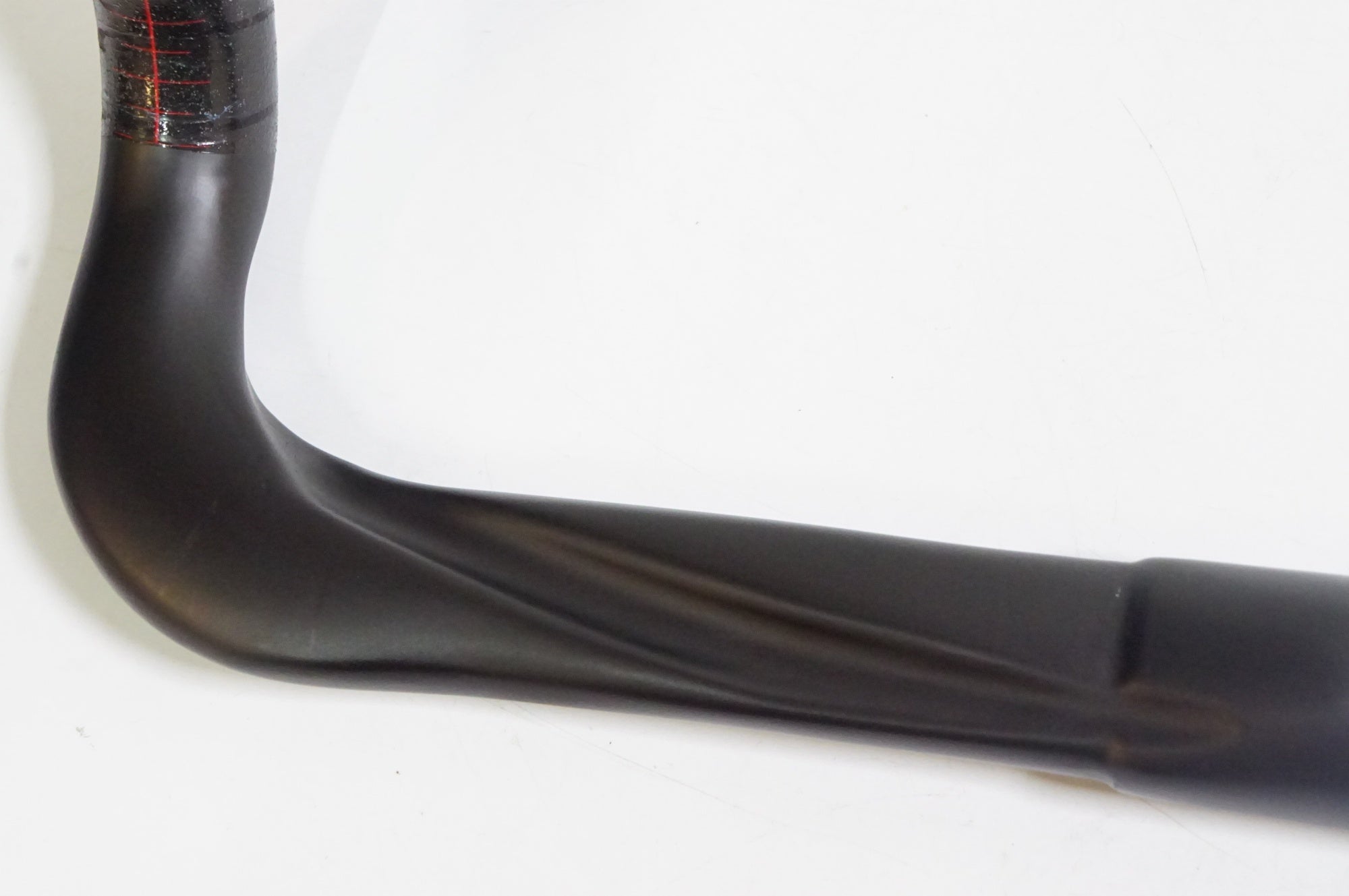 ONEBYESU 「ワンバイエス」 J-CARBON NEXT φ31.8 420mm ハンドル / 熊谷本店