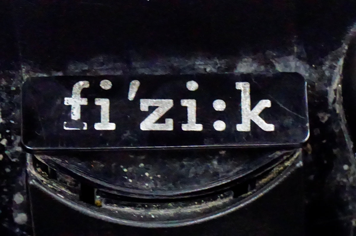 FIZIK 「フィジーク」 ANTARES R7 サドル / 名古屋大須店