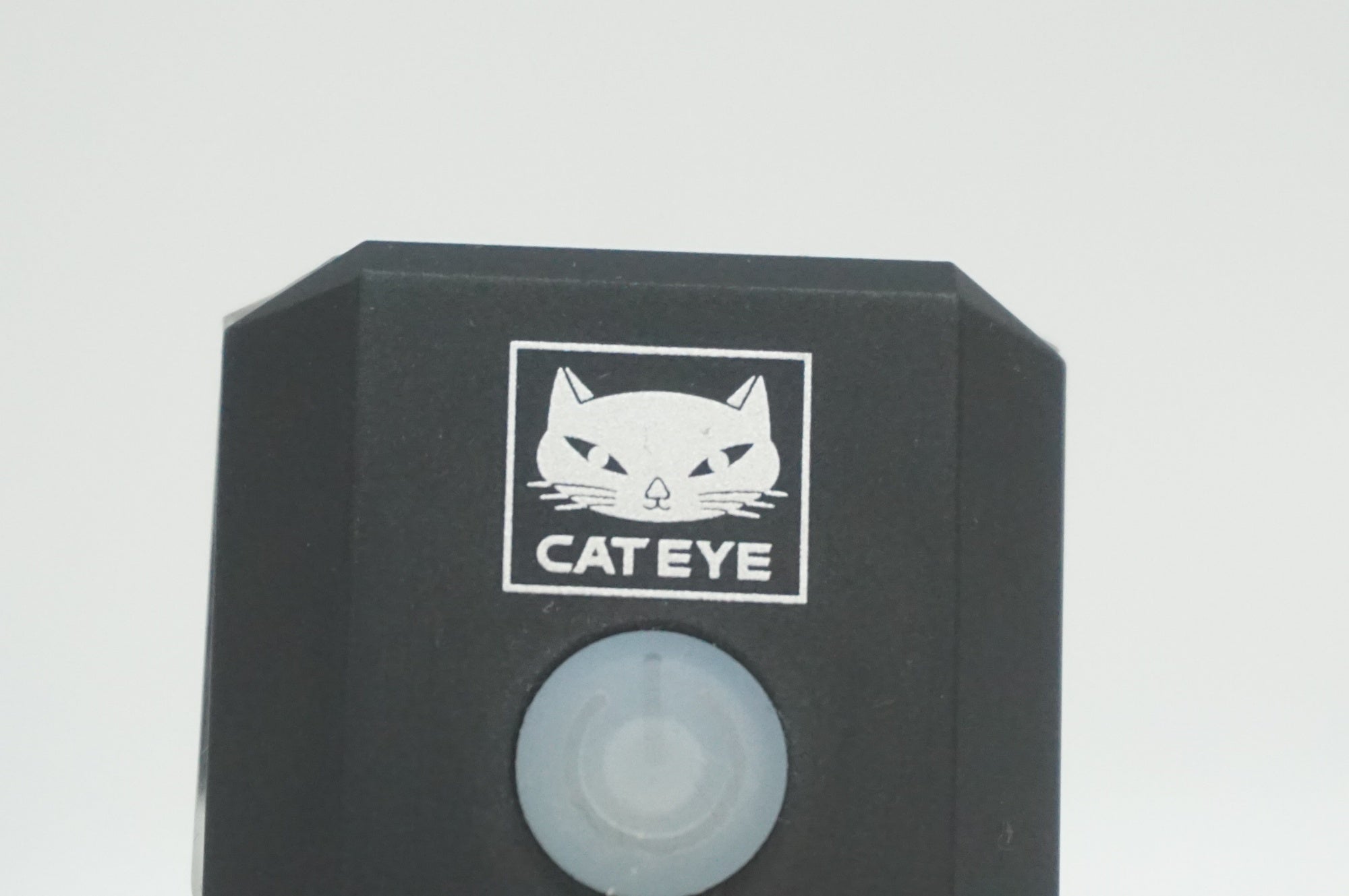 CATEYE 「キャットアイ」 AMPP900 フロントライト / 福岡店