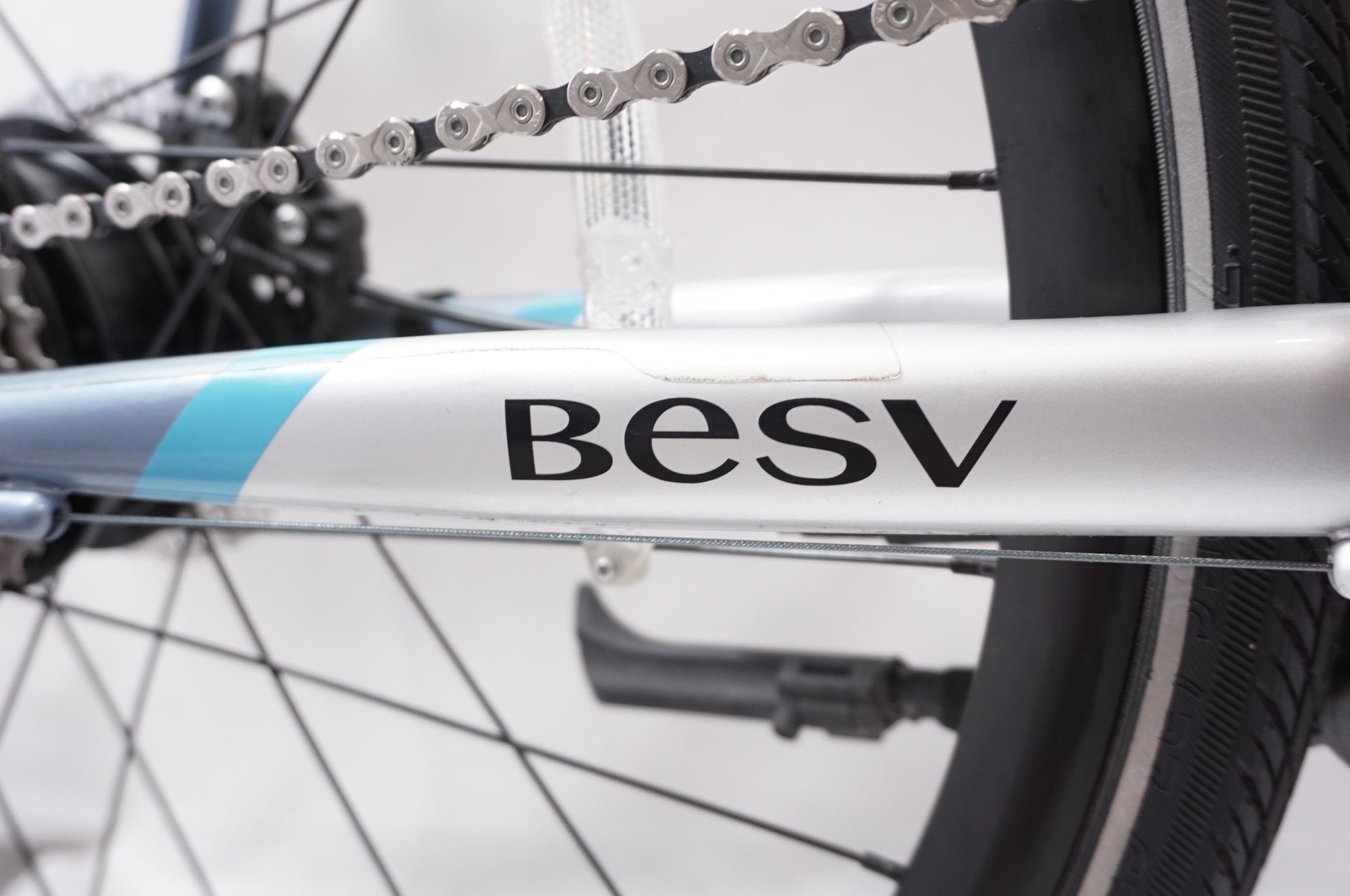 BESV 「ベスビー」 JF1 2022年モデル 電動アシスト自転車 / 世田谷店