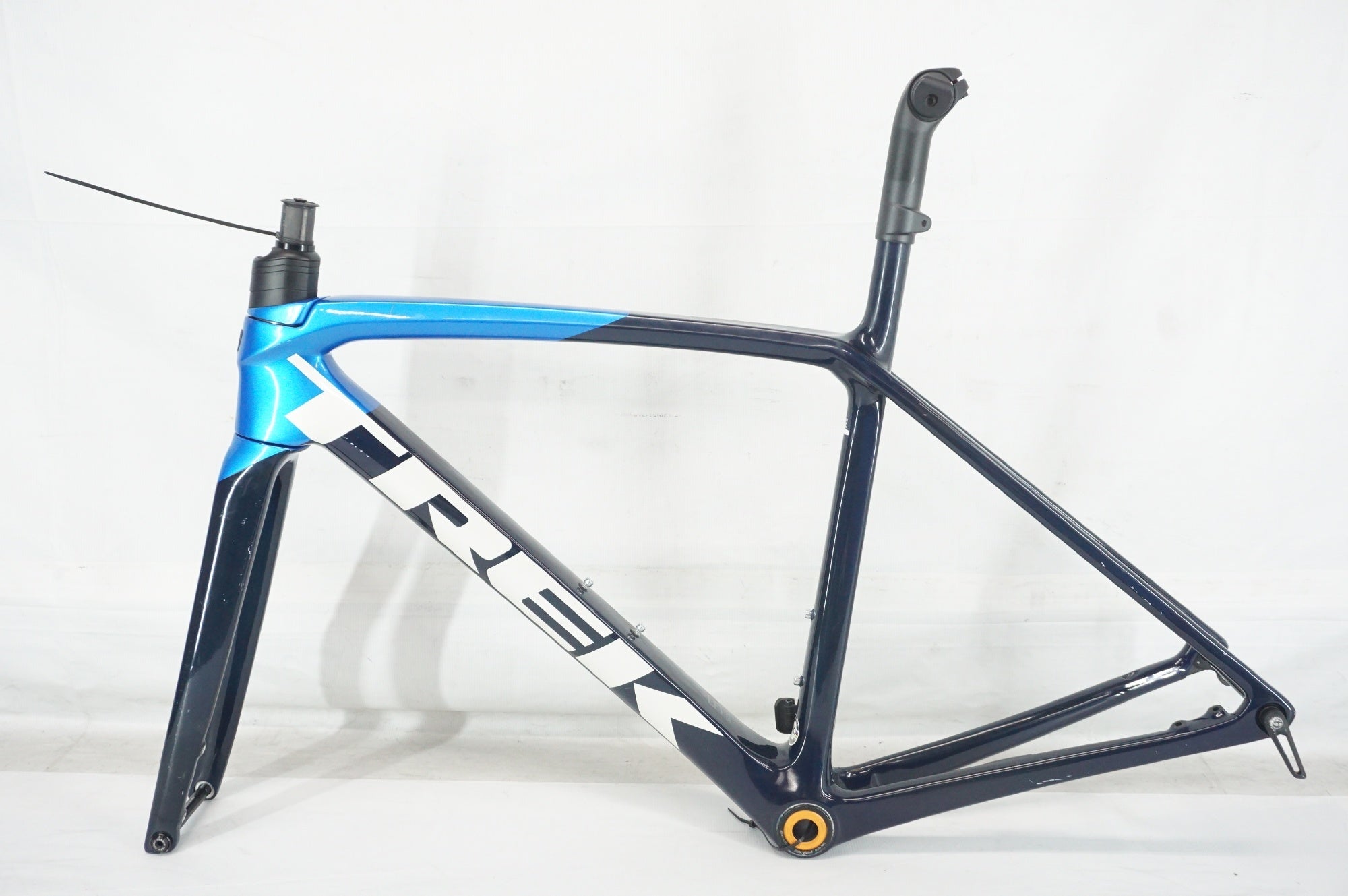 TREK 「トレック」 EMONDA SL5 DISC 2021年モデル フレームセット