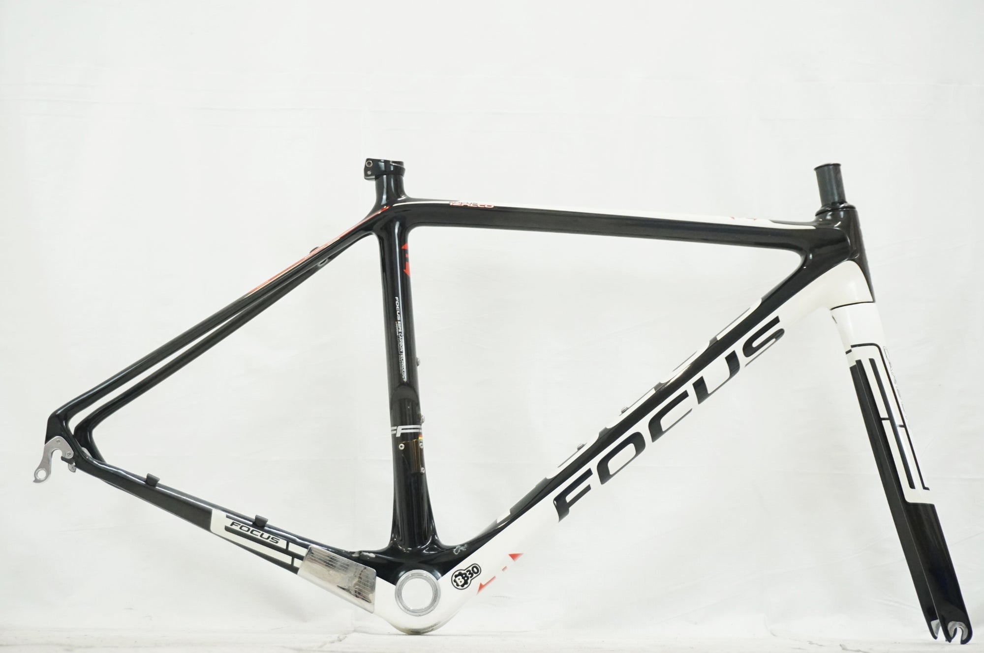 ジャンク FOCUS 「フォーカス」 IZALCO 2010年モデル フレームセット / 福岡アイランドシティ店