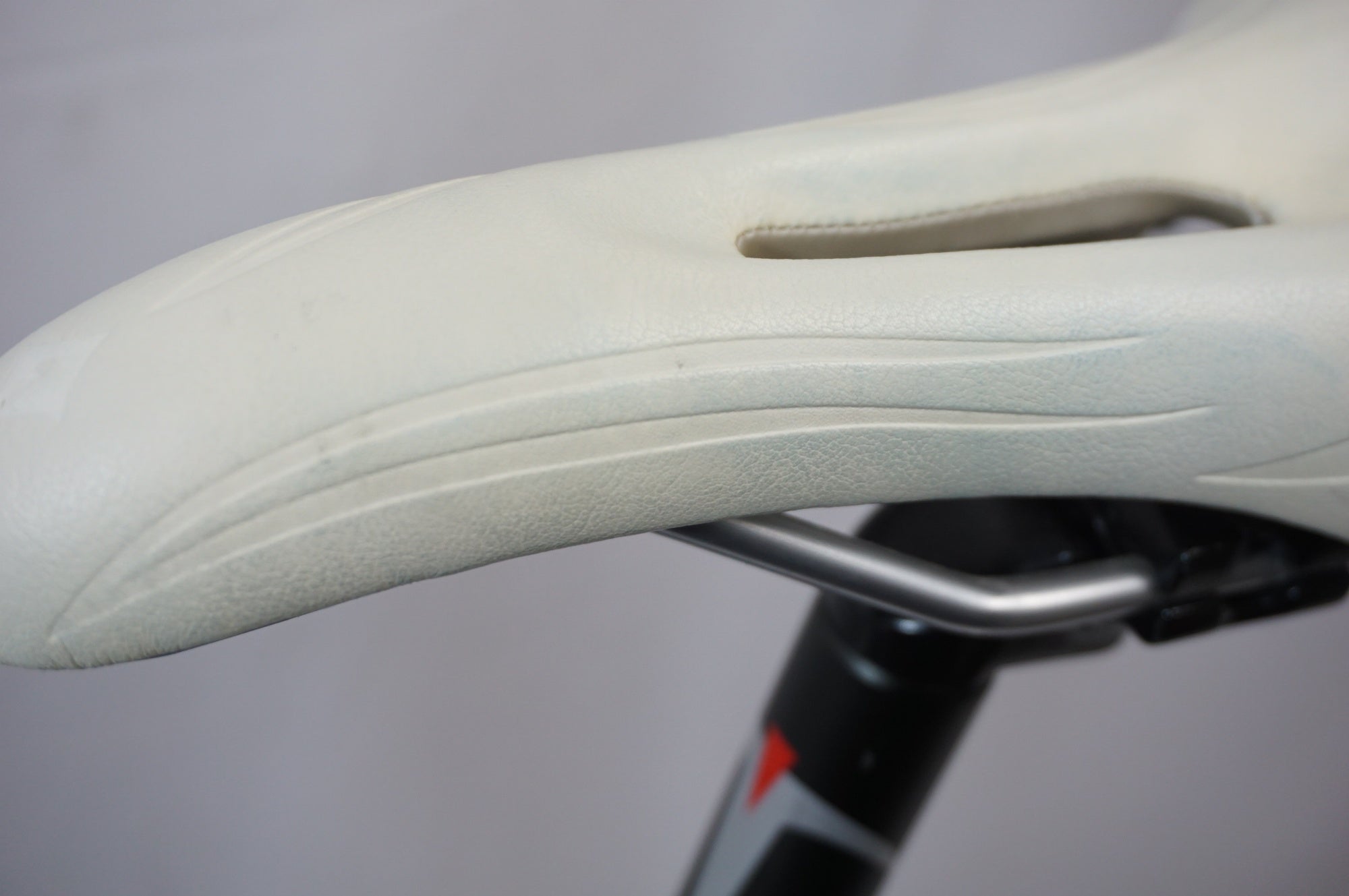 PINARELLO 「ピナレロ」 TREVISO 2011年モデル フラットバーロード カスタム / 世田谷店