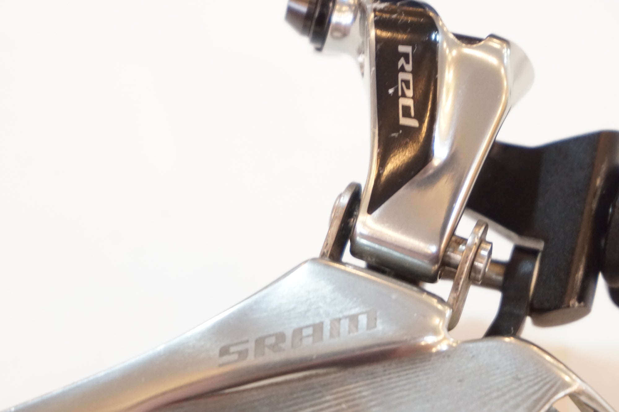 SRAM 「スラム」 RED フロントディレイラー / バイチャリ浦和